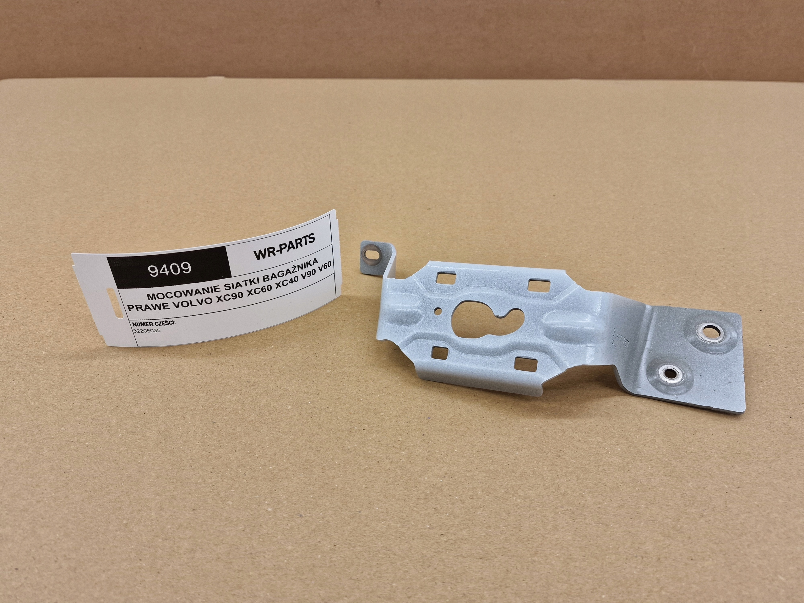bracket holder right SIATKI boot VOLVO XC90 XC60 XC40 V90 V60