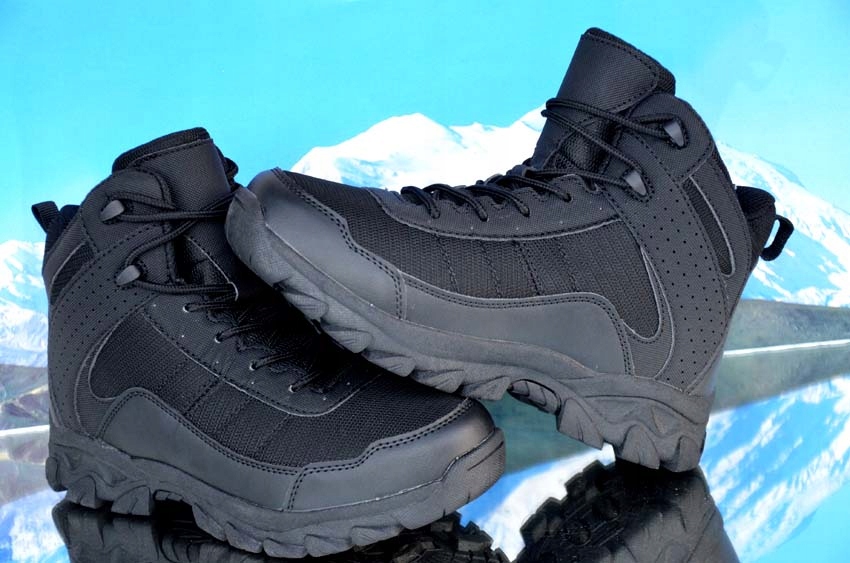 BUTY ZIMOWE SPORTOWE TREKINGOWE CIEPŁE W GÓRY TREKINGOWE OCIEPLONE WOJSKOWE Kod producenta H_R OUTTOR TX ZIMEX MEN