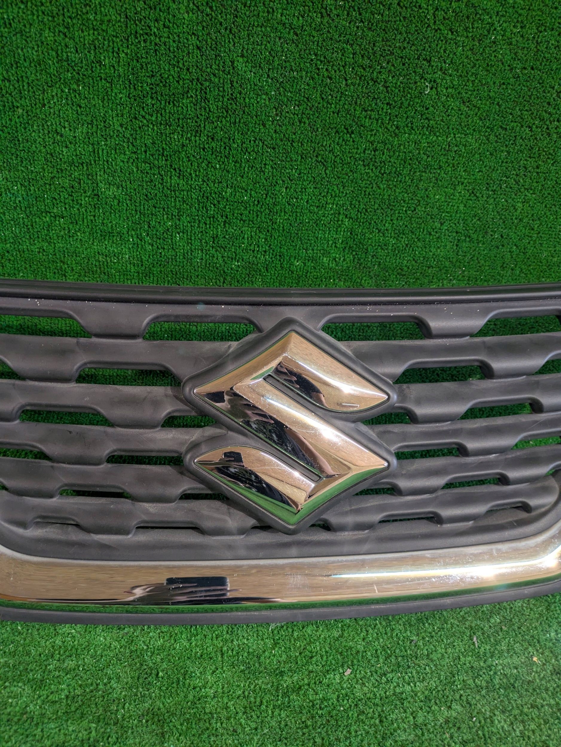 grill grille radiator SUZUKI BALENO II NR.A123