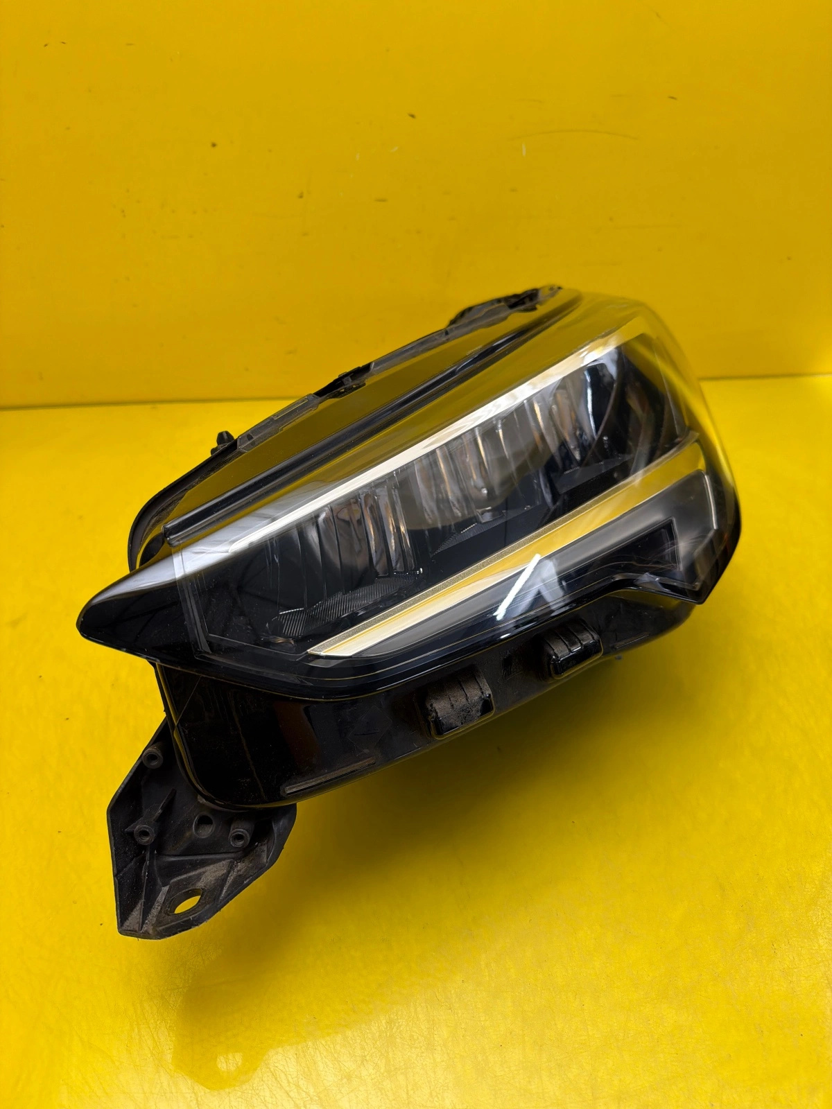 light left front Opel Corsa F 2019- Full Led 39162653