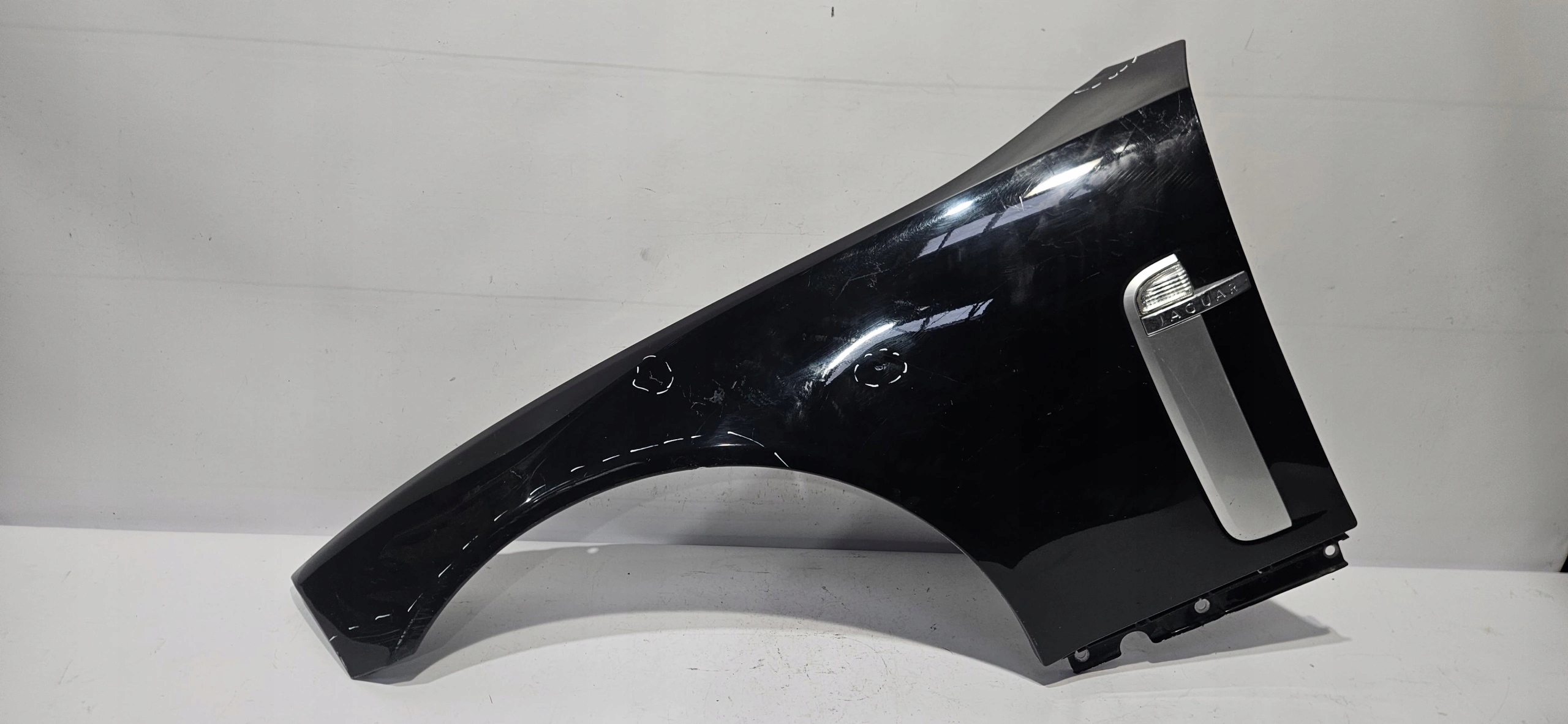 fender left front JAGUAR XK X150 06-11 original