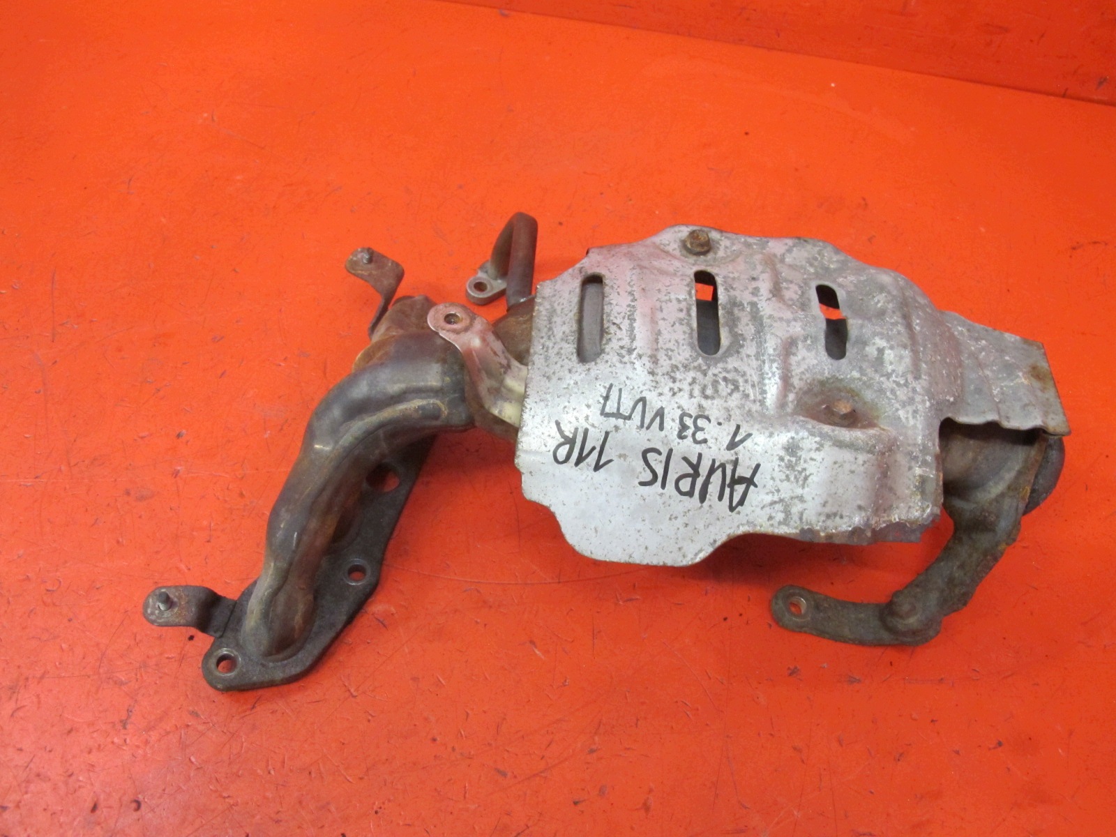 TOYOTA AURIS and 1 E15 1.33 DUAL VVTI 1NR-FE catalyst 47040