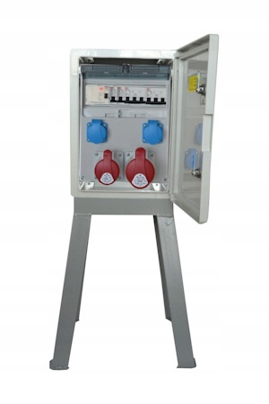 Elektrická skříňka IP65 XC1632WR se stojanem