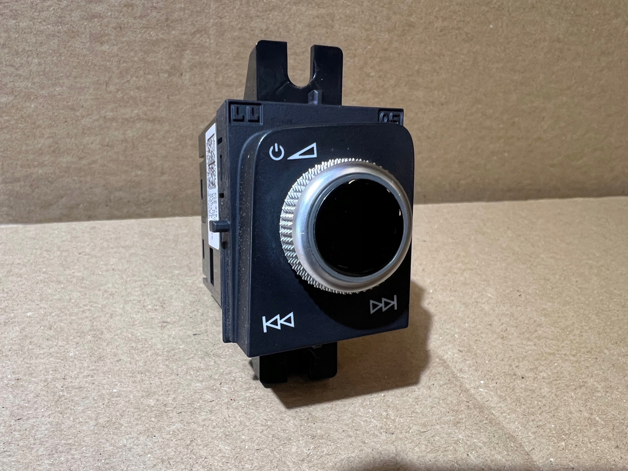 AUDI SQ5 Q5 80A button switch REGULATOR GLOSNOSCI 80B919616