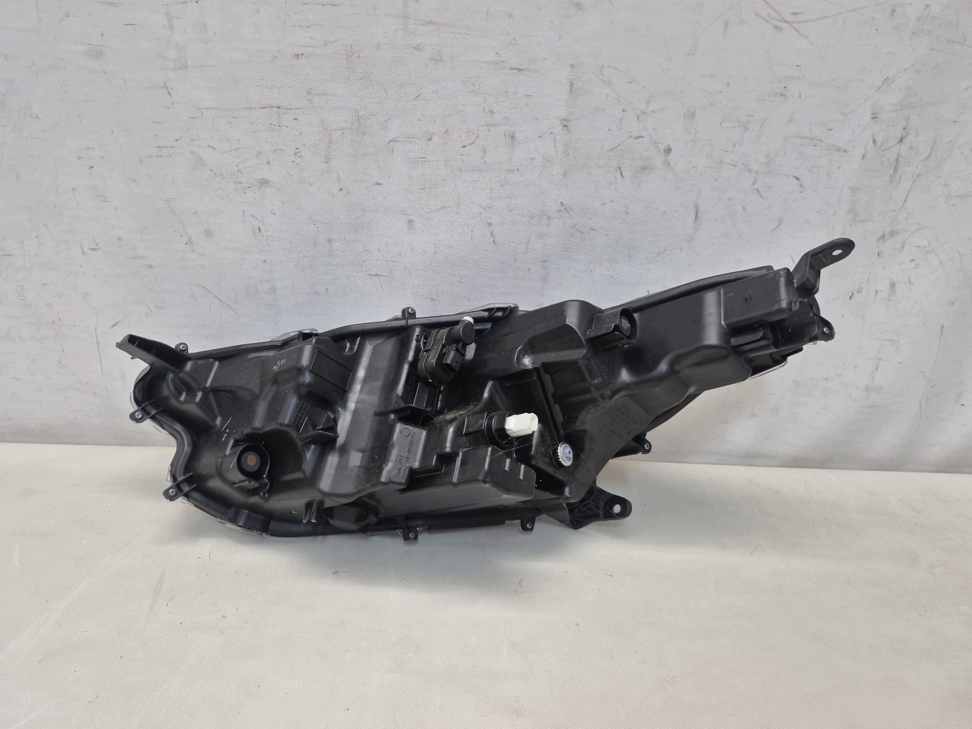TOYOTA YARIS IV 19- light right front front FULL LED 81110-K0081