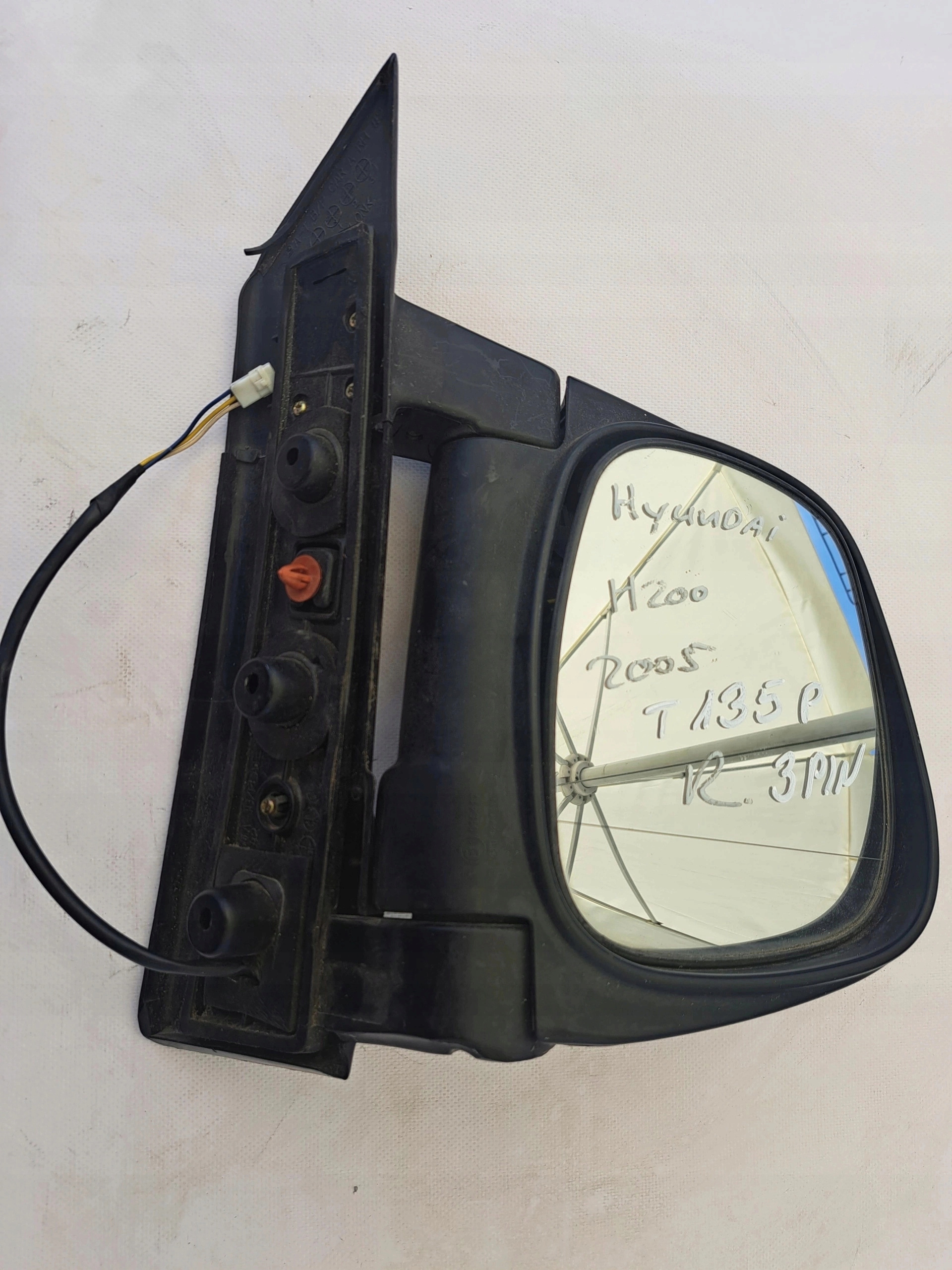 HYUNDAI H200 2005 mirror right 3 PIN original