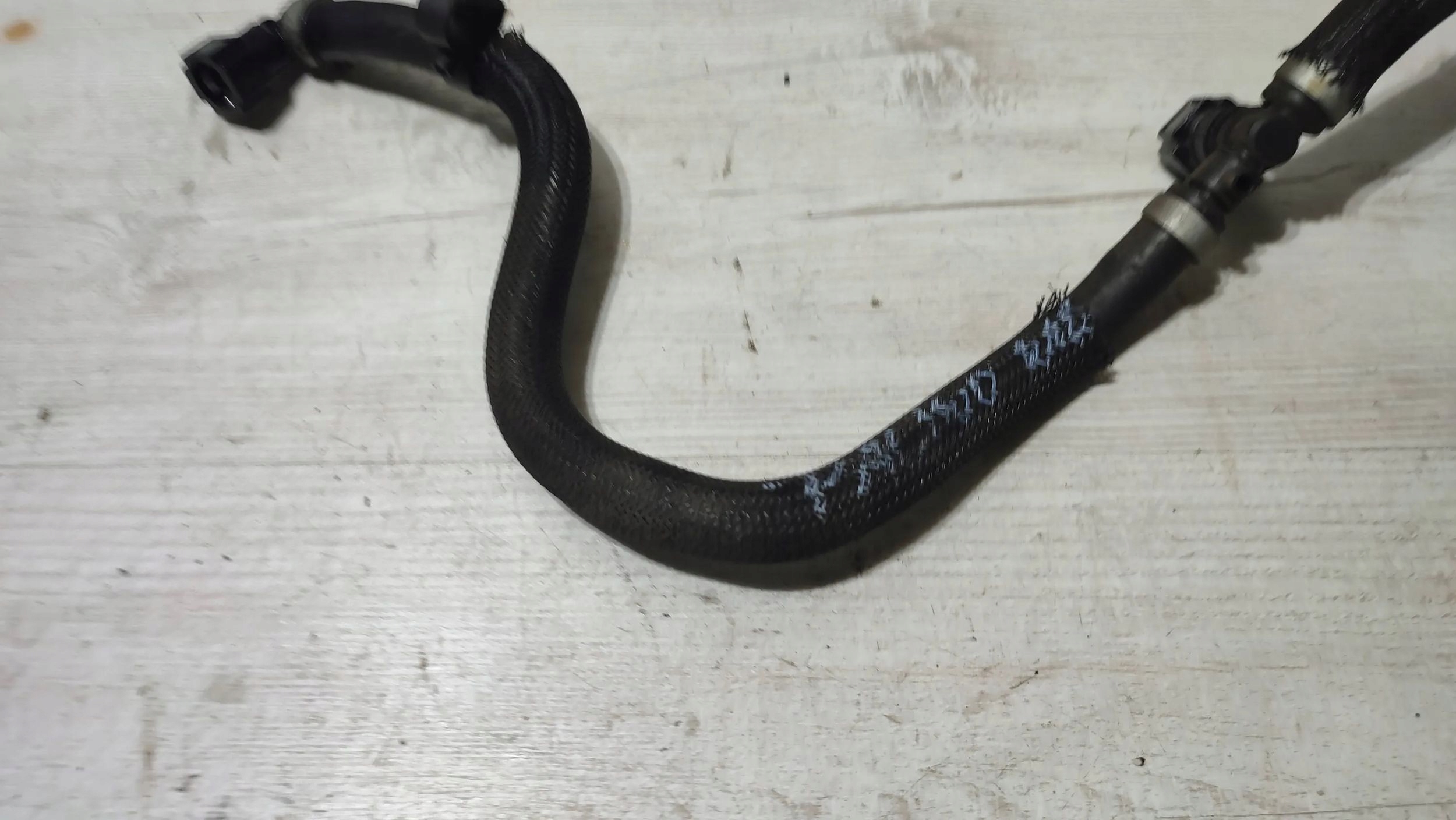 Renault Kadjar 17r 1.5dci fuel line