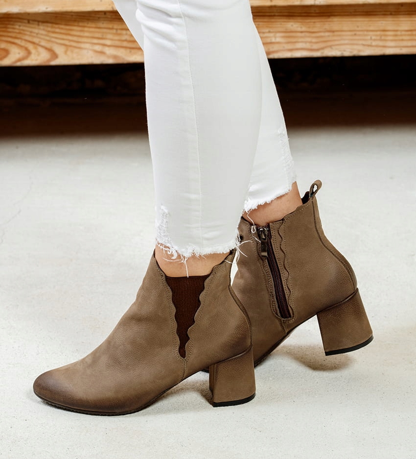 Dámské kotníkové boty Higo 2118 Cappuccino 40