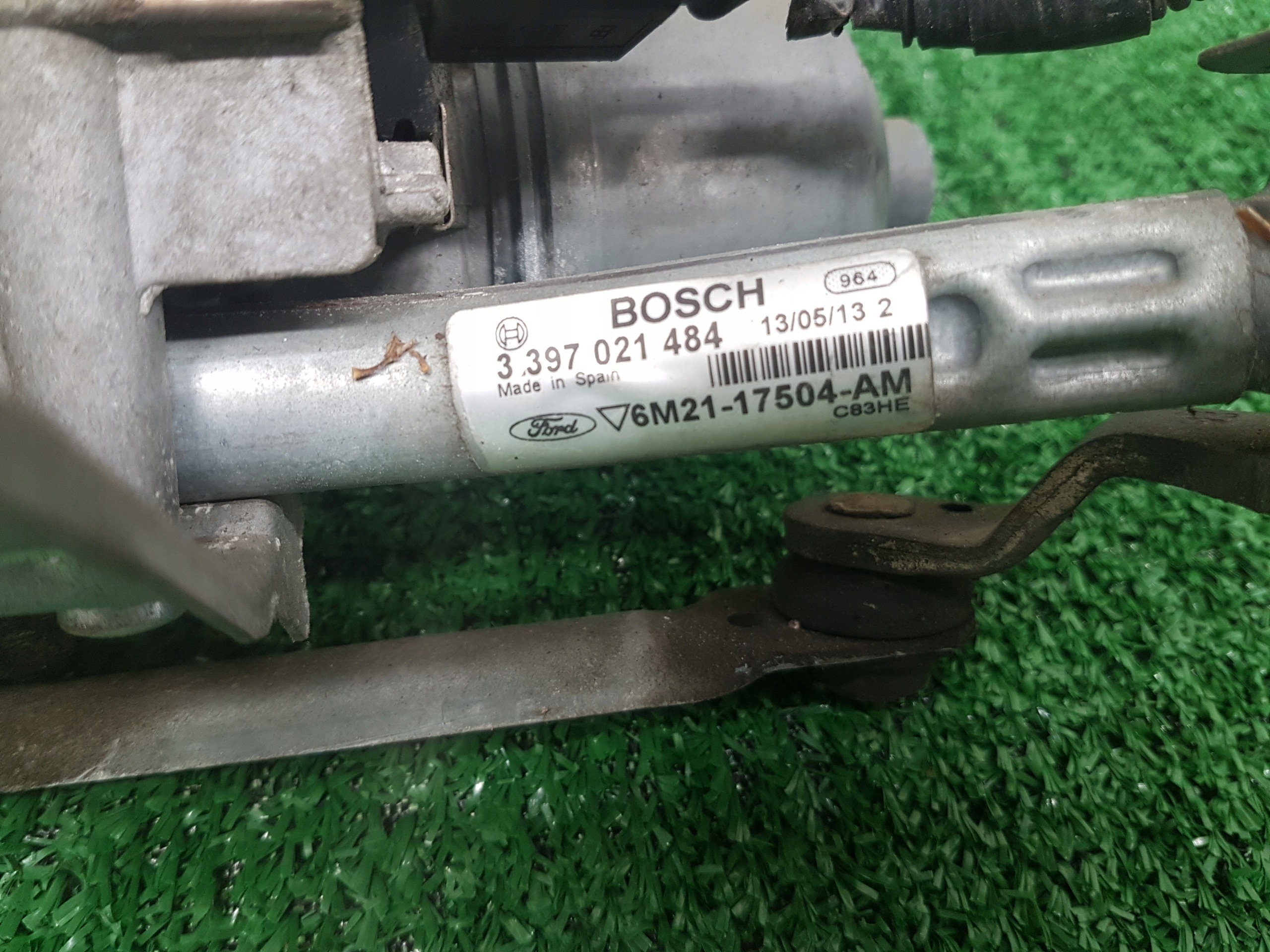 ablaktörlő bal FORD S-MAX 3397021484