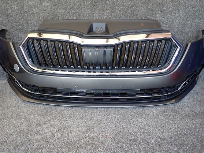 SKODA OCTAVIA IV FRONTSTOSSSTANGE VORNE AIR LUFT