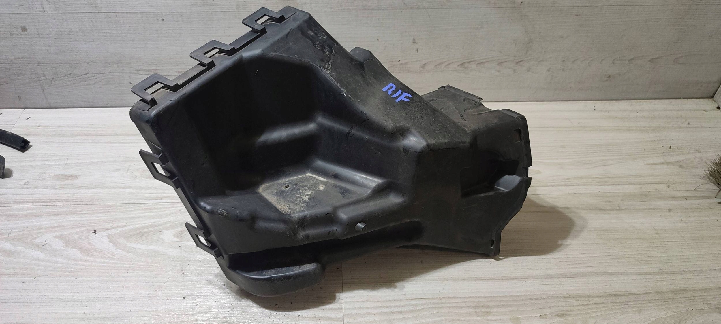 Tunel luft do intercooler Peugeot Rifter 9816871780