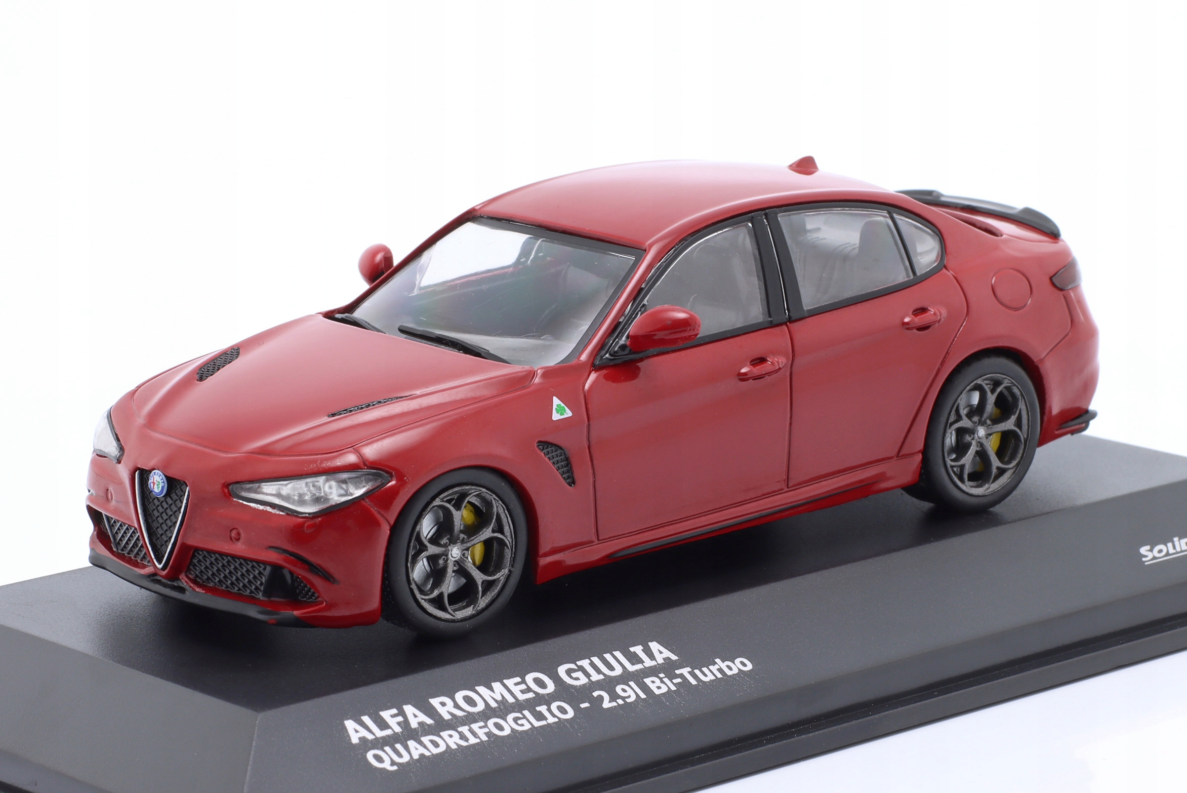 Alfa Romeo Giulia Quadrifoglio 2.9l Bi-Turbo 2019 Solido 1:43 1/43 S4313103