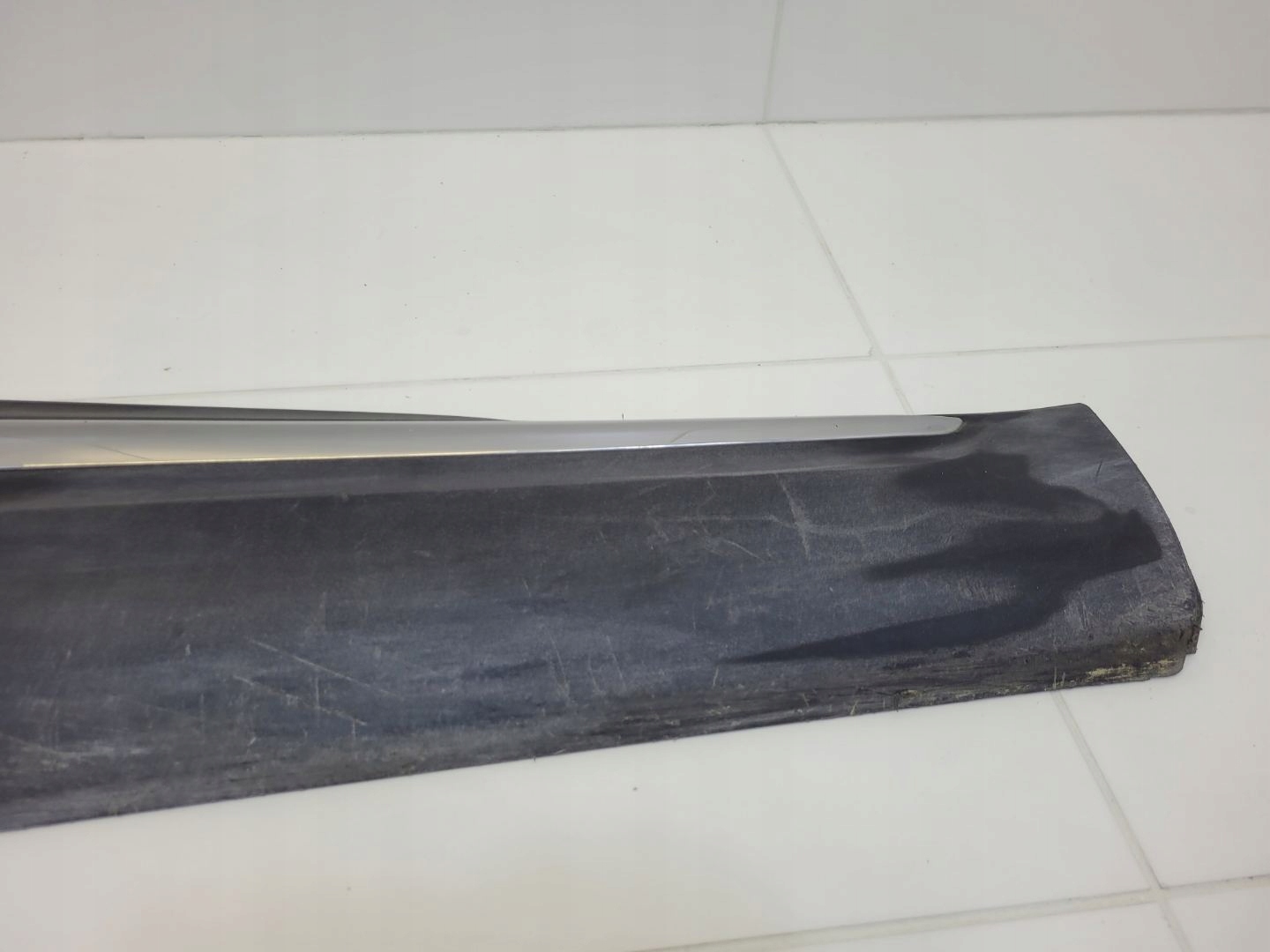 moulding door front right side Renault Kadjar 2018 801863858R