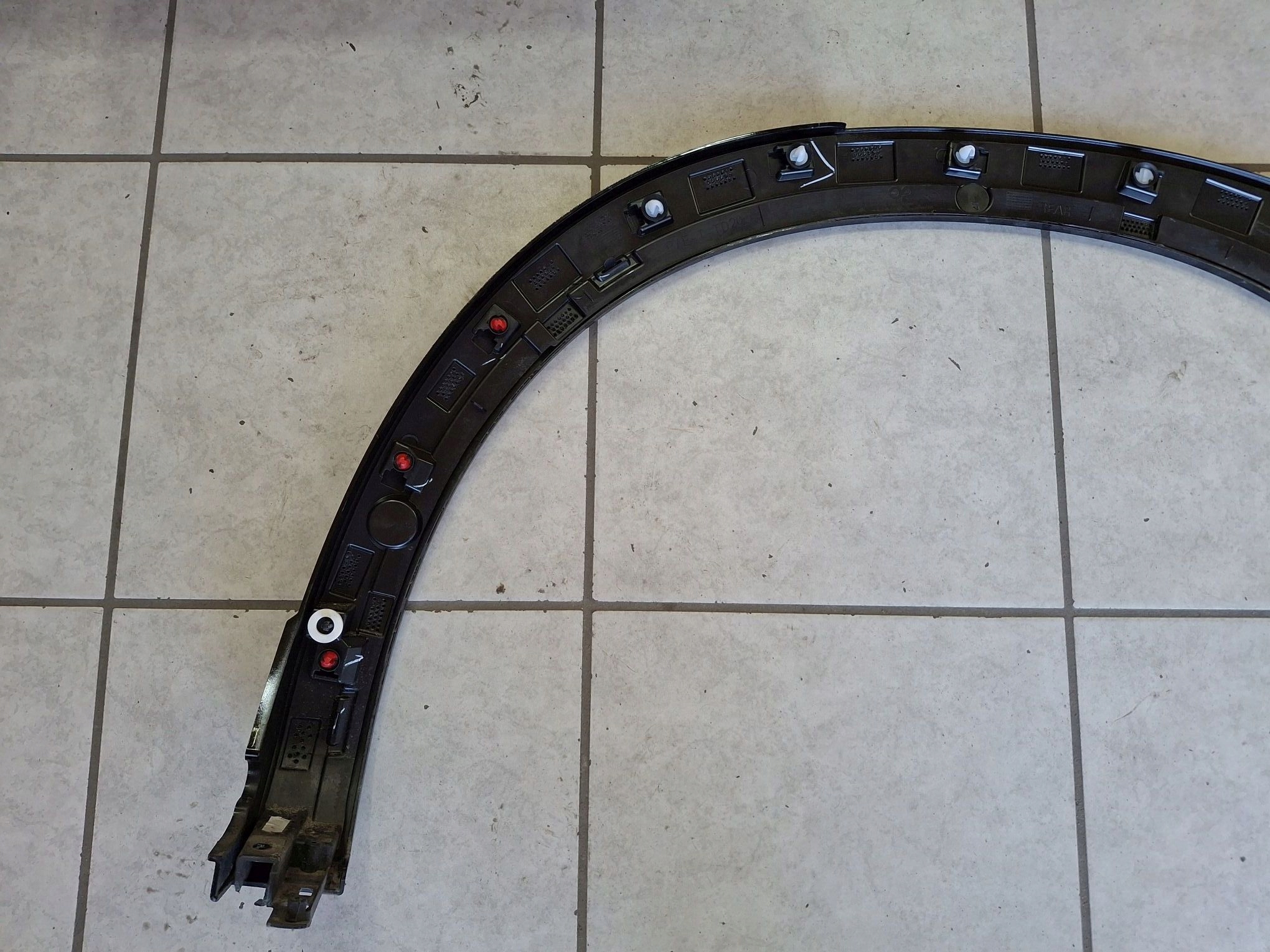 cap for fender right rear RENAULT AUSTRAL 2022R->
