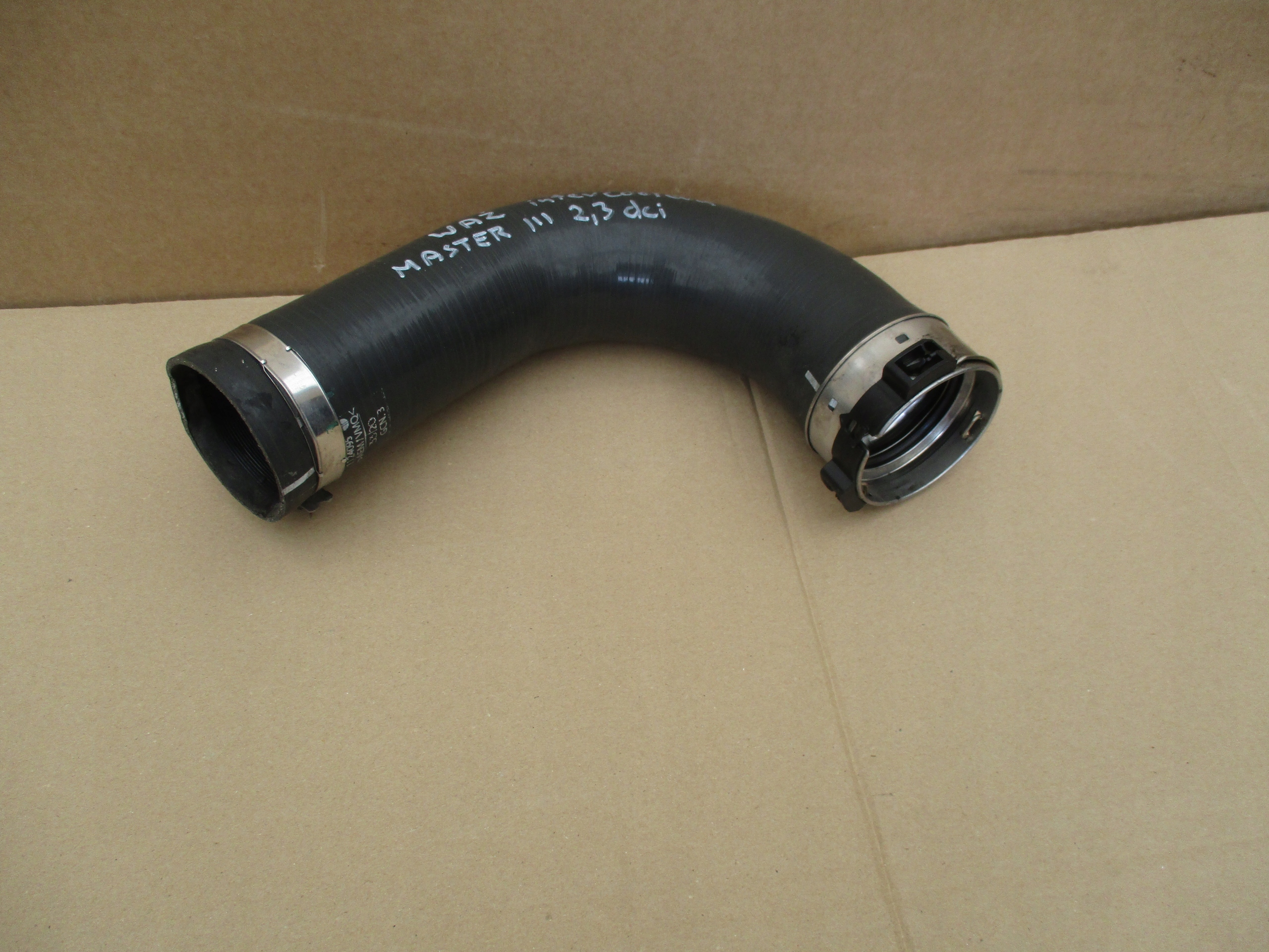 hadice intercoolera Renault Master III 2,3 DCI 1124095