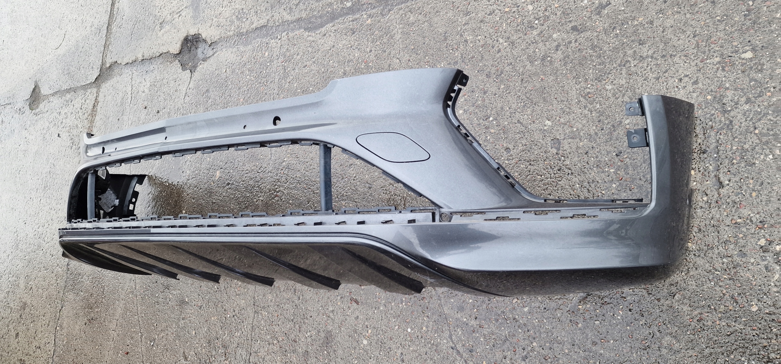 BUMPER FRONT BENTLEY BENTAYGA 36A FL LIFT 2022