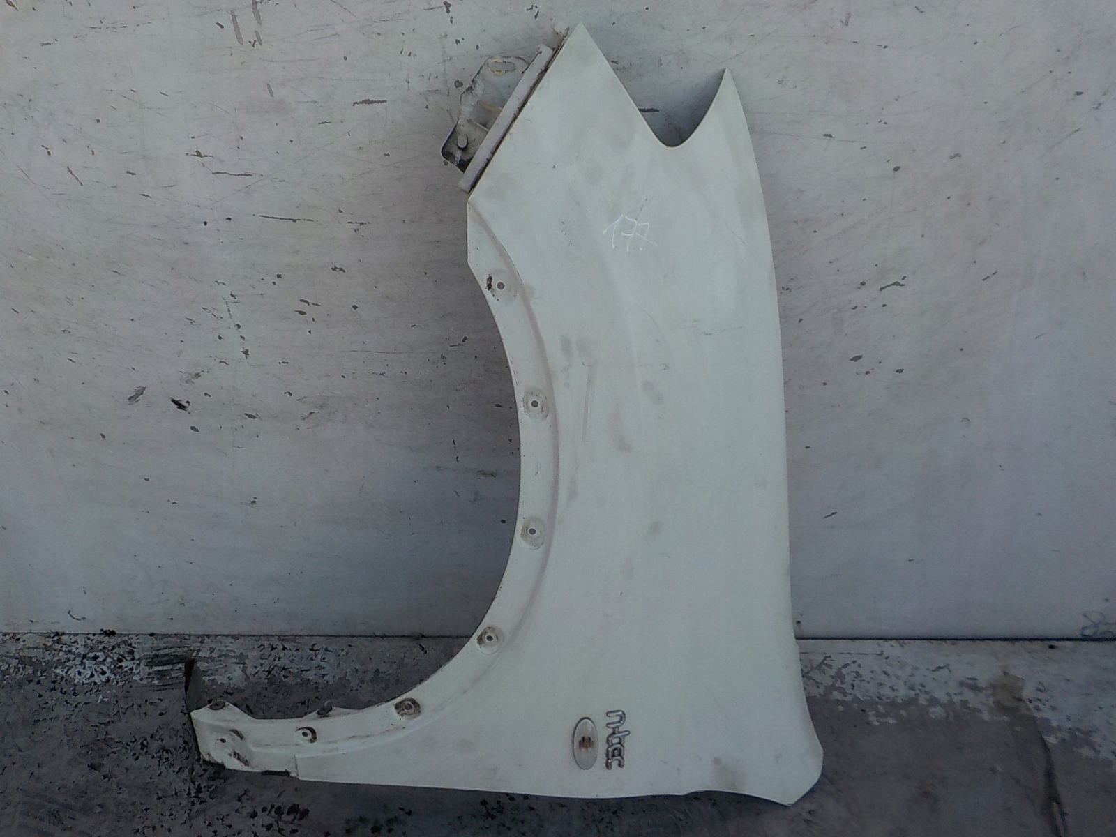 177 NISSAN QASHQAI J10 LIFT fender left front front