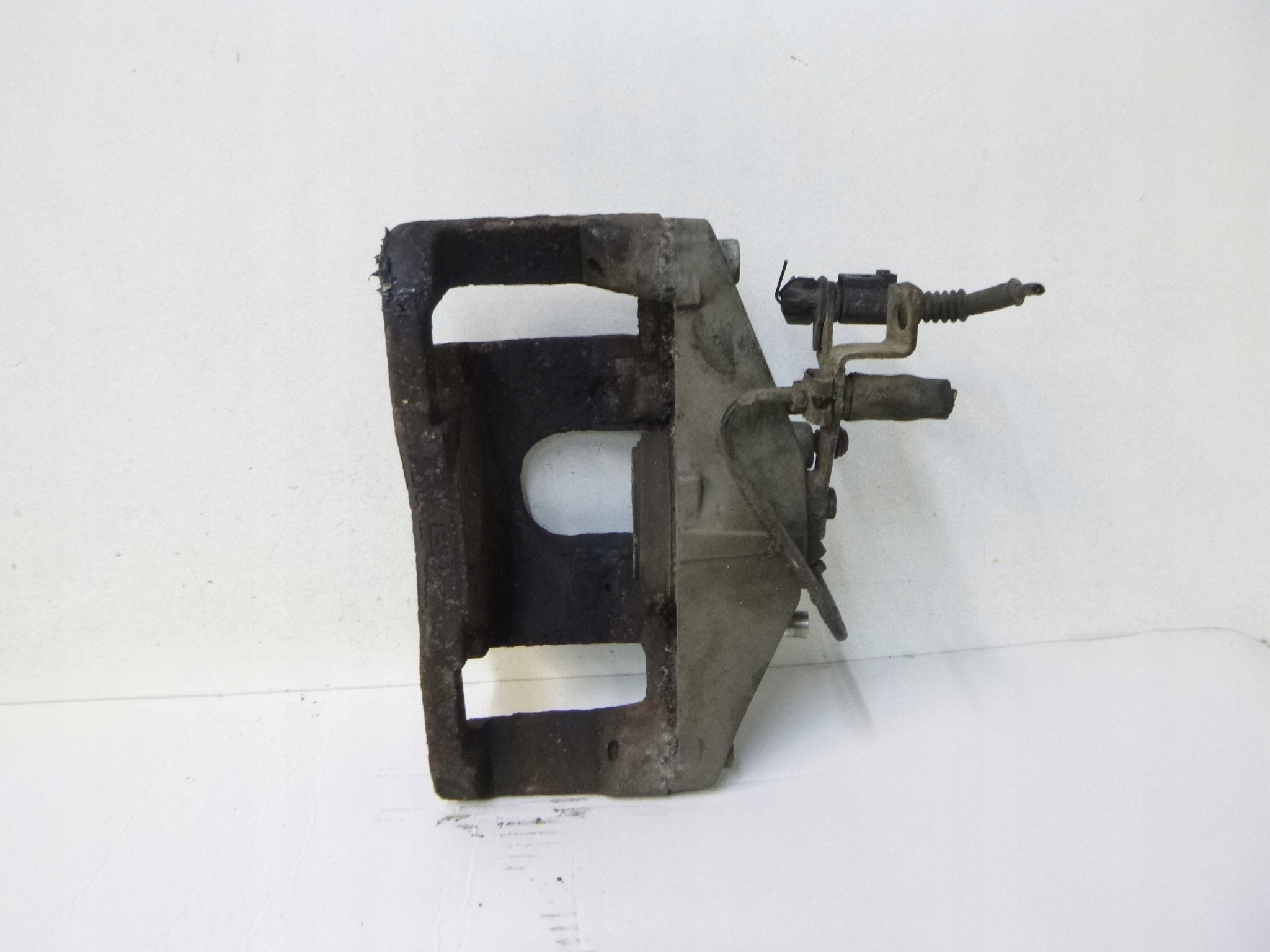 caliper brake front Audi A6 C5 2.5TDi 04r Avant