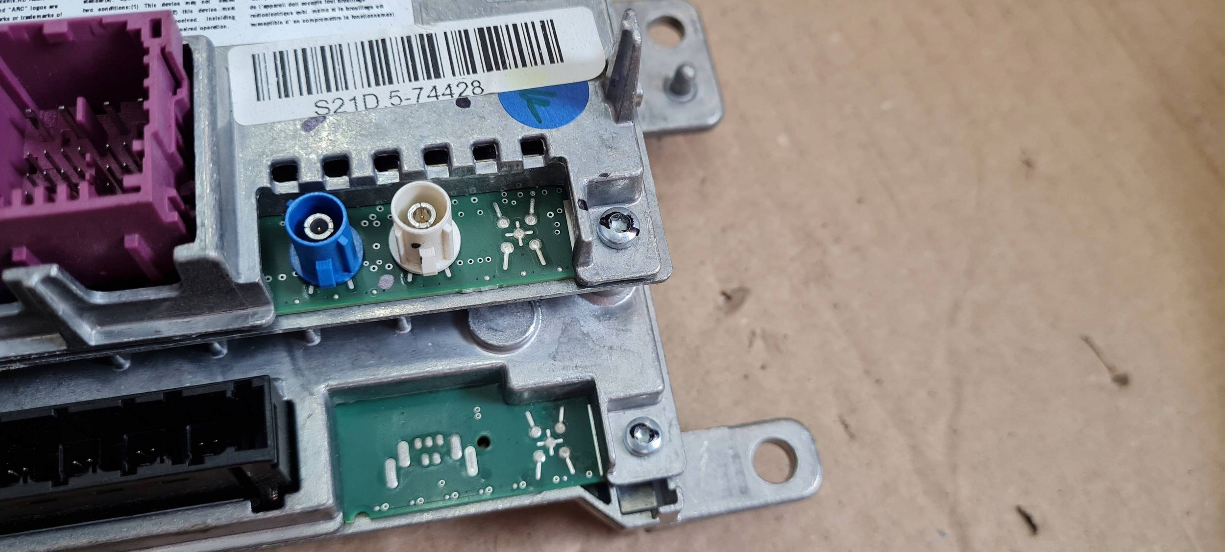 Jeep Grand Cherokee WL 2022 module control unit AUDIO HARMAN P68527730AD