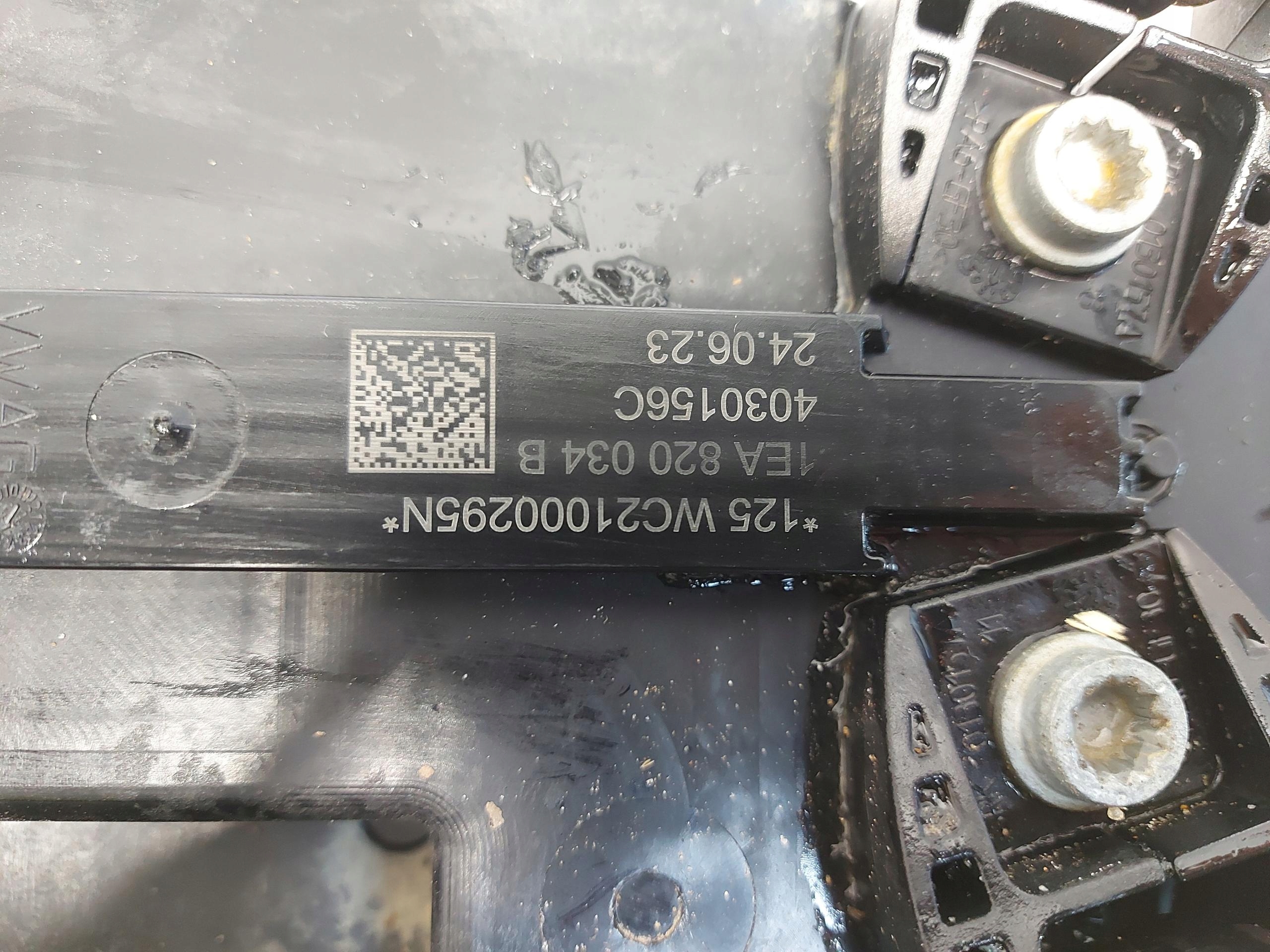 Audi Q4 E-TRON 89A 89E Console Poignée Support plaque 1EA820034B