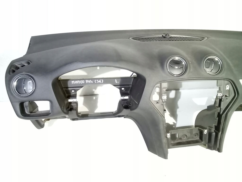 Ford Mondeo MK4 IV dashboard instrument panel console EU