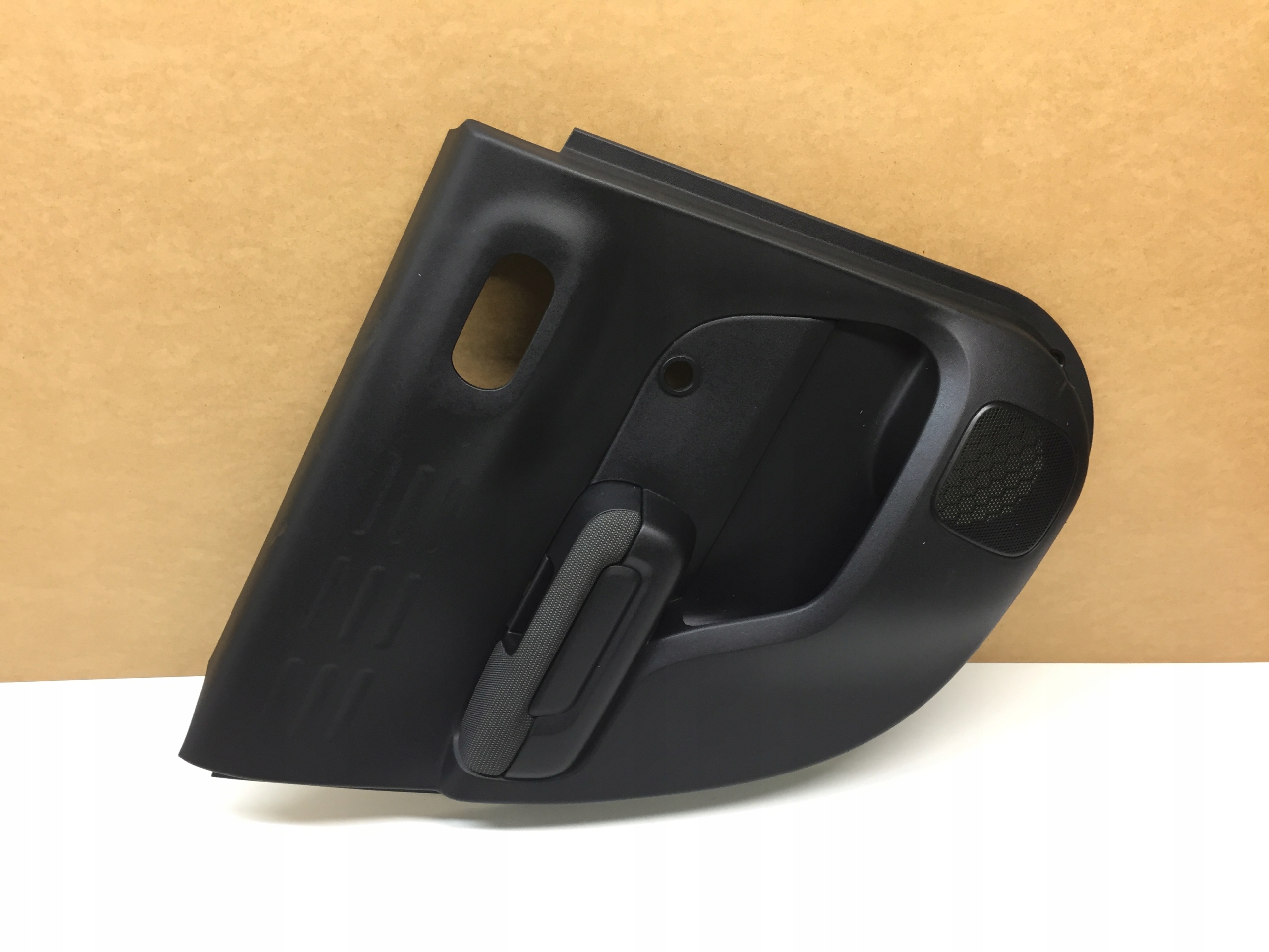 CITROEN C3 AIRCROSS TAPICERKA BOCZEK LEWY TYLNY