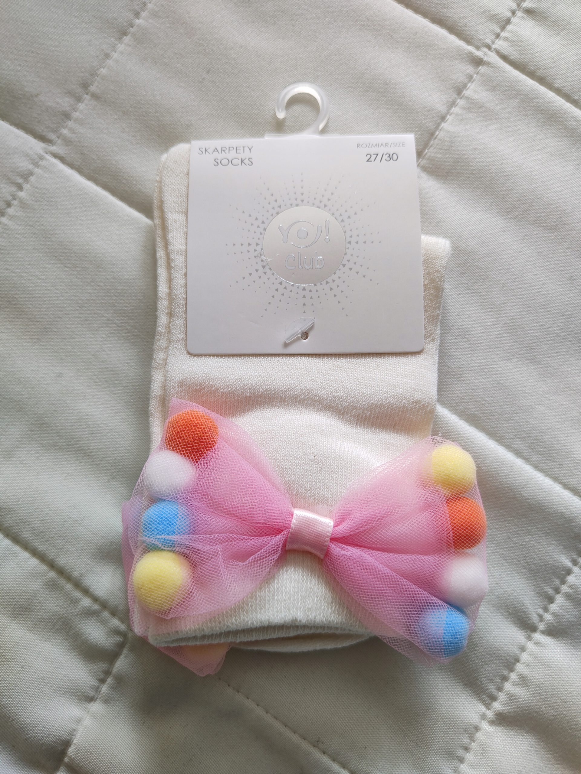 

Skarpetki Yoclub kokarda i pompony roz 27/30