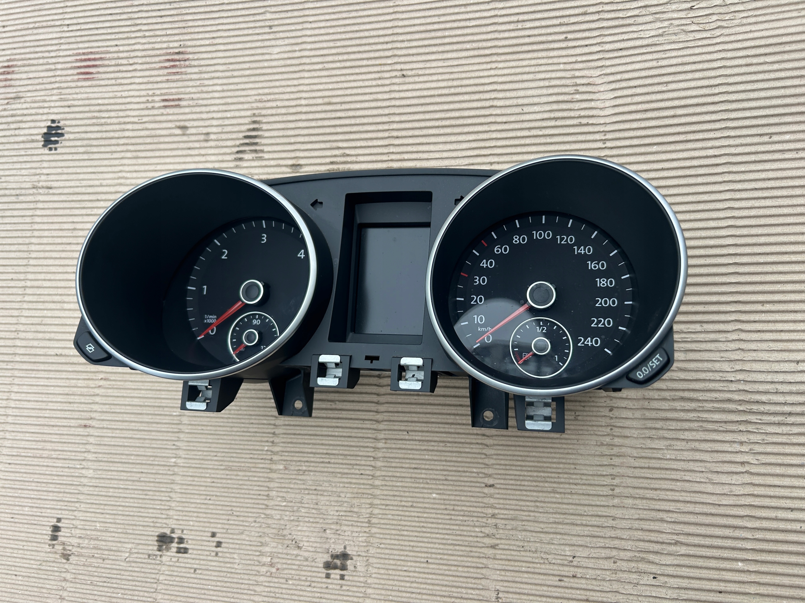 VW GOLF VI 1,6 TDI dials dials 5K0920860G