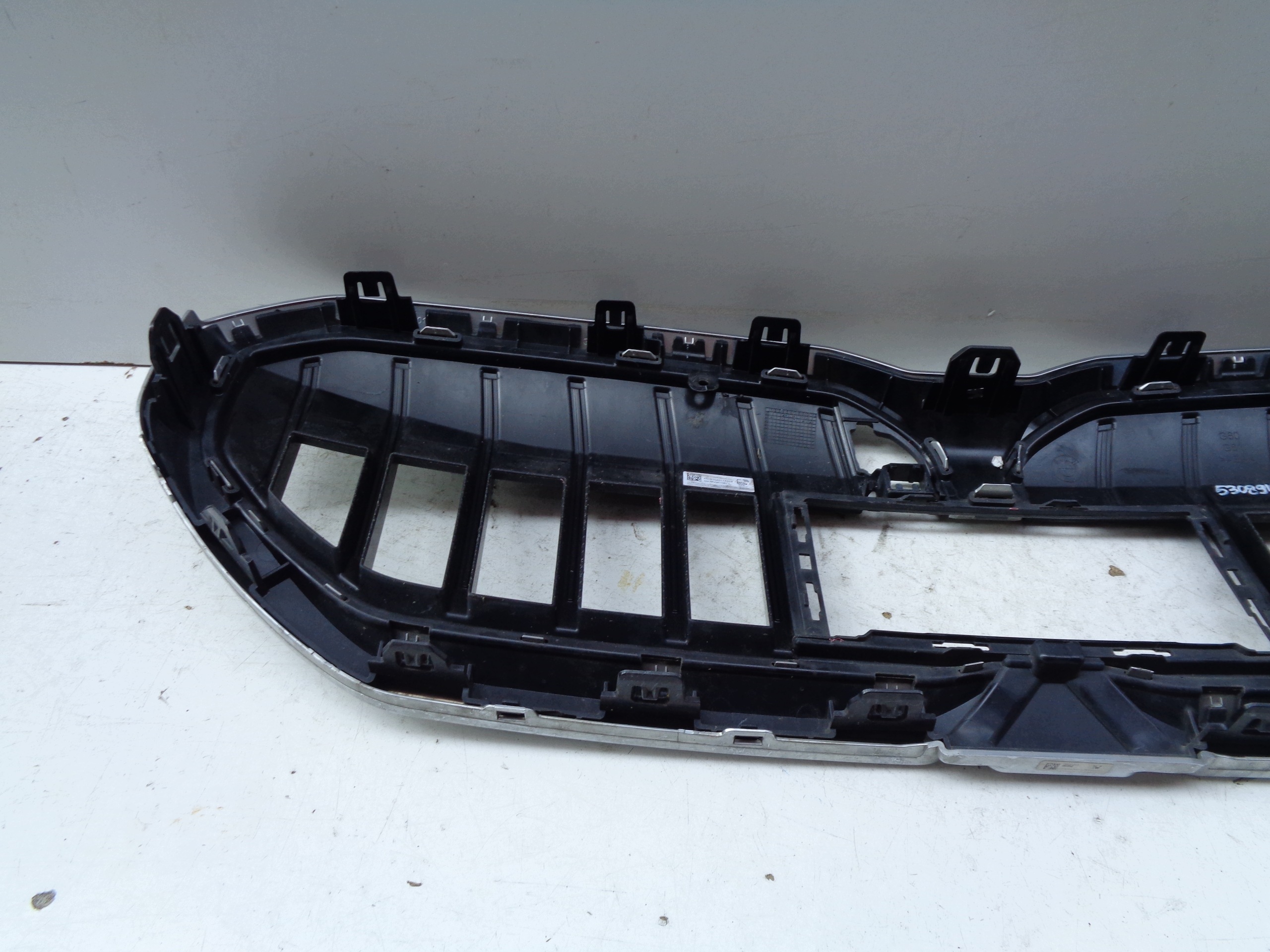 Grille BMW 5 G60 G61 23- NR 53089