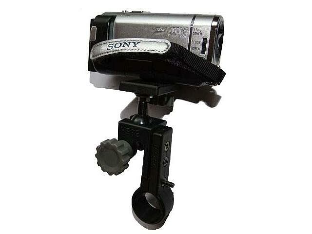 ULM-016 - ТРИМАЧ КАМЕРИ КРІПЛЕННЯ КАМЕРИ НА КЕРМО 22 ММ