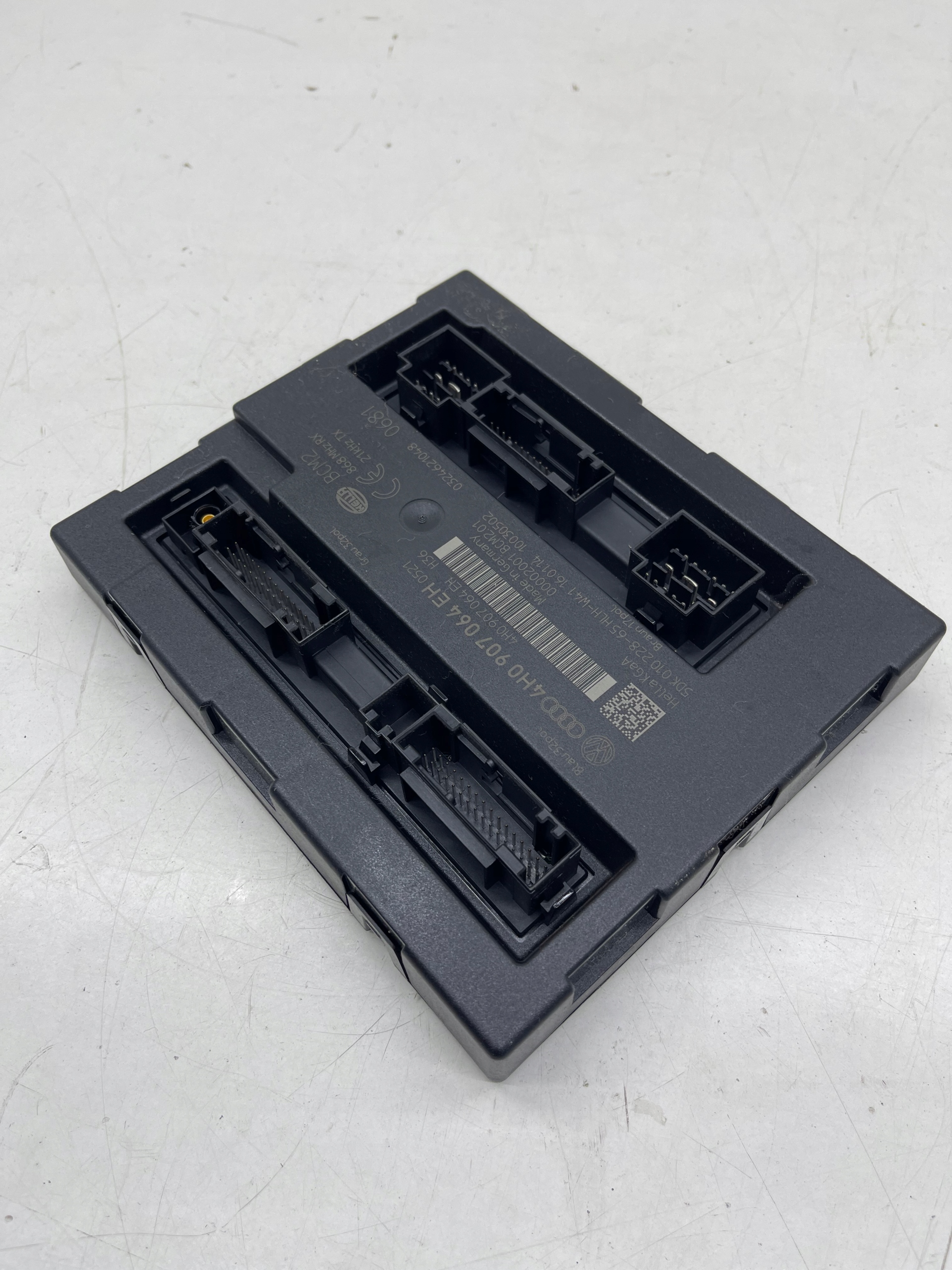 AUDI A7 A6 C7 module control unit komfortu BCM 2 2.01 868MHz LEGALNY!