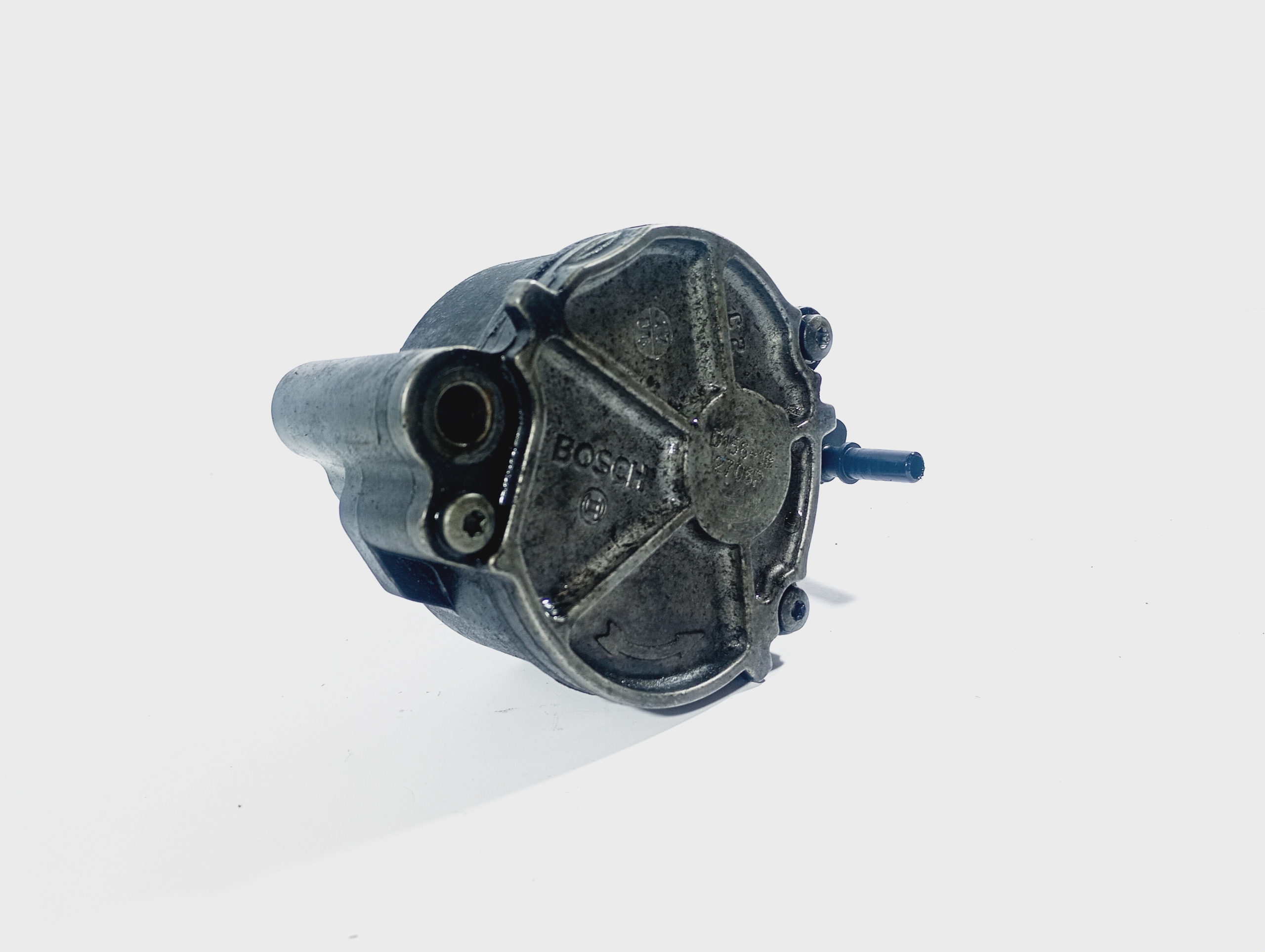 pump vacum vacual OE D1561B Peugeot 407 04-11
