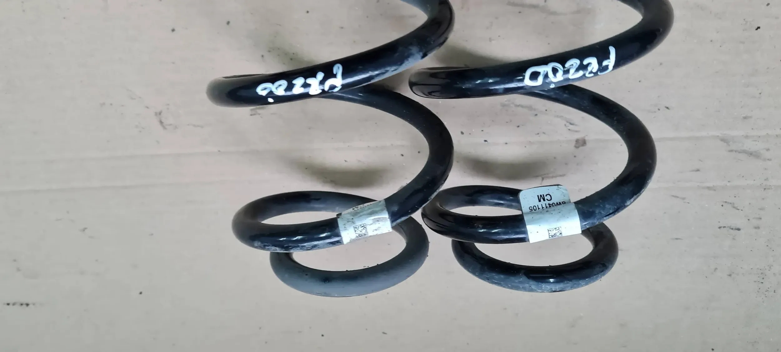 A4 B9 8W springs spring front front 2.0 TDI KOMBI 8W0411105CM