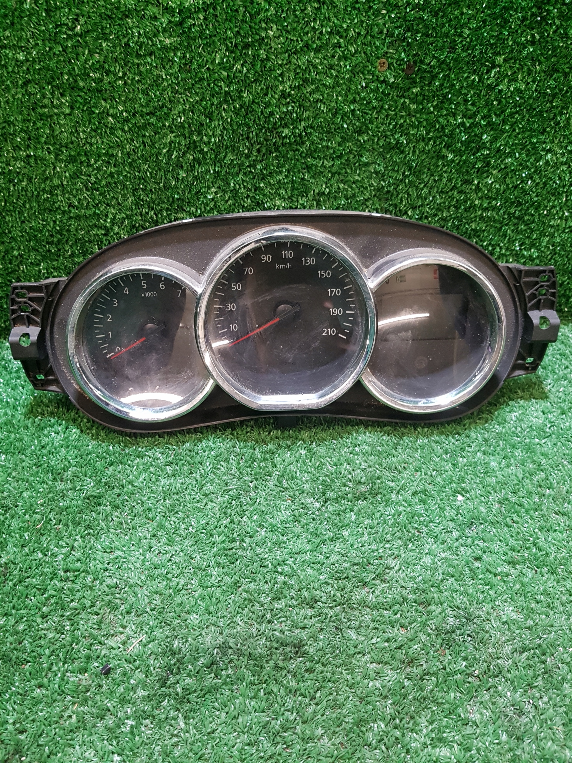 dials dials DACIA SANDERO 2 248102645R-B