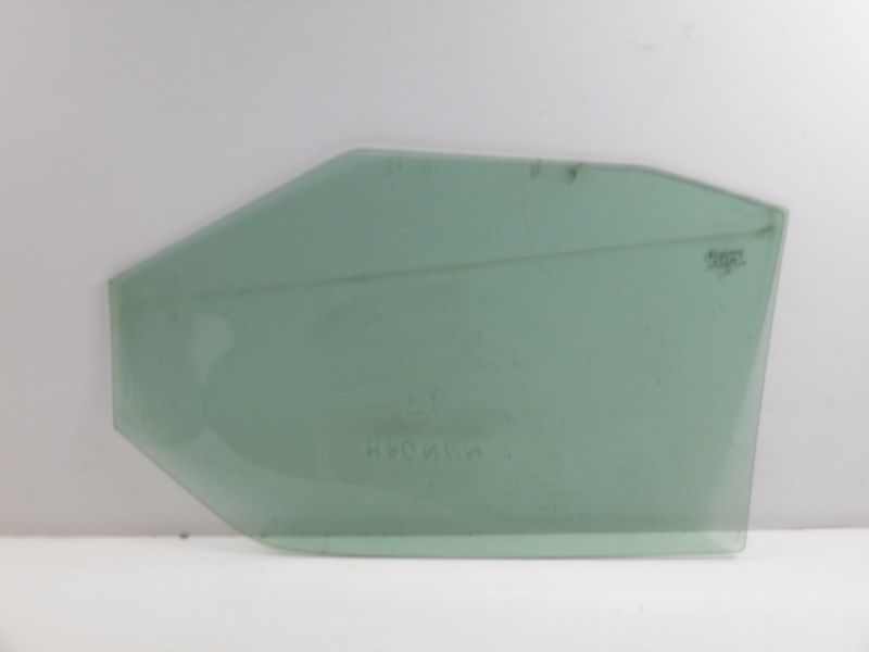 DODGE MAGNUM LX SZYBA DRZWI TYŁ PRAWA Typ samochodu Samochody osobowe