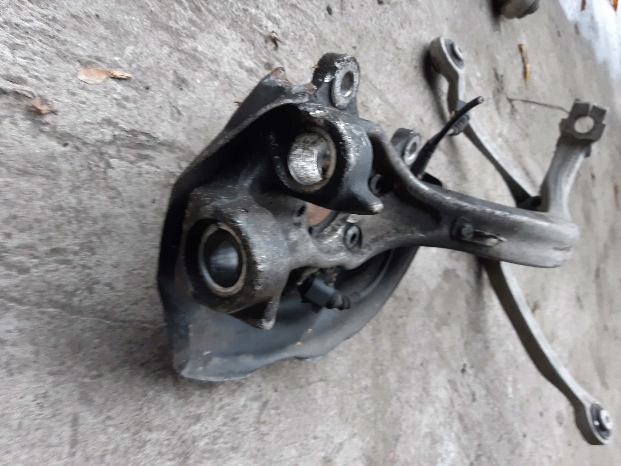 AUDI A8 D3 swing left front left front 4E0257G