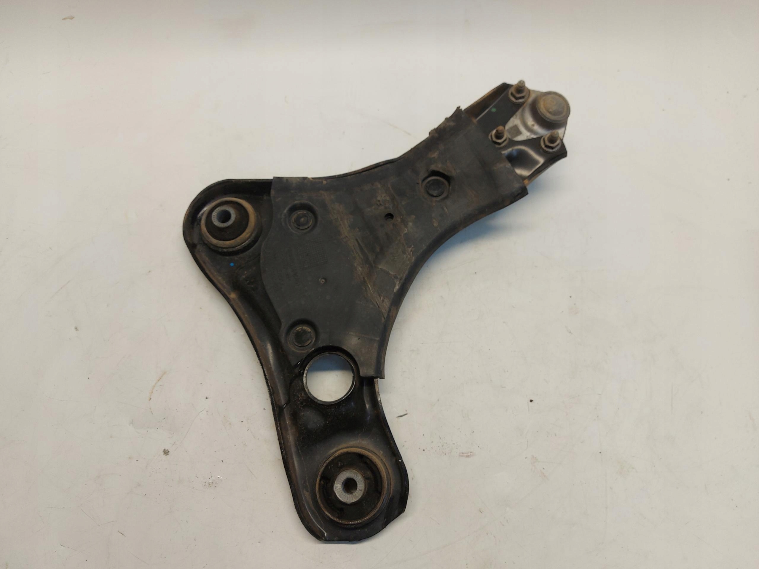SKODA Enyaq 5LA iV85 arm front right