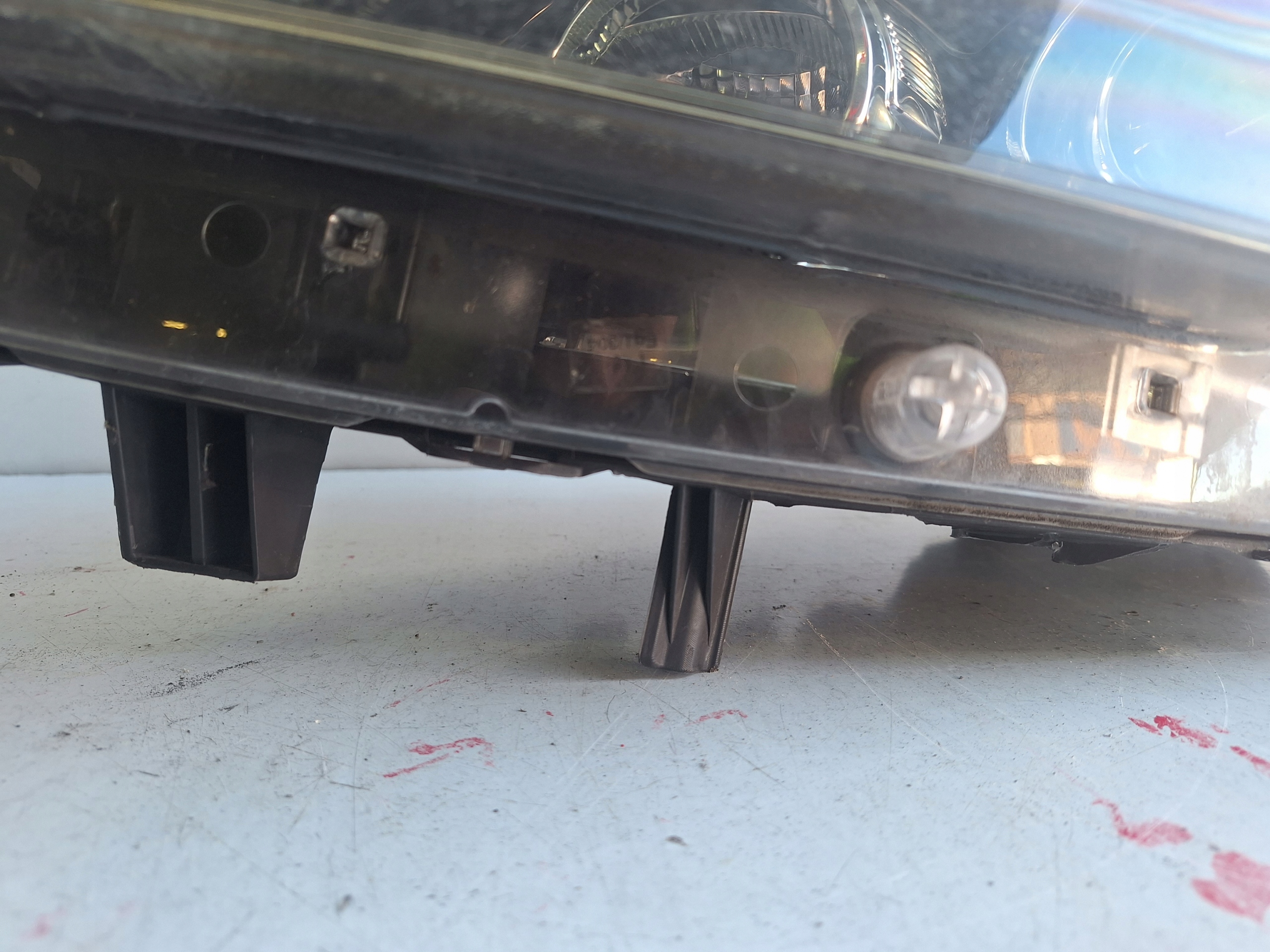RENAULT LAGUNA III LIFT 11-14 light left XENON UK