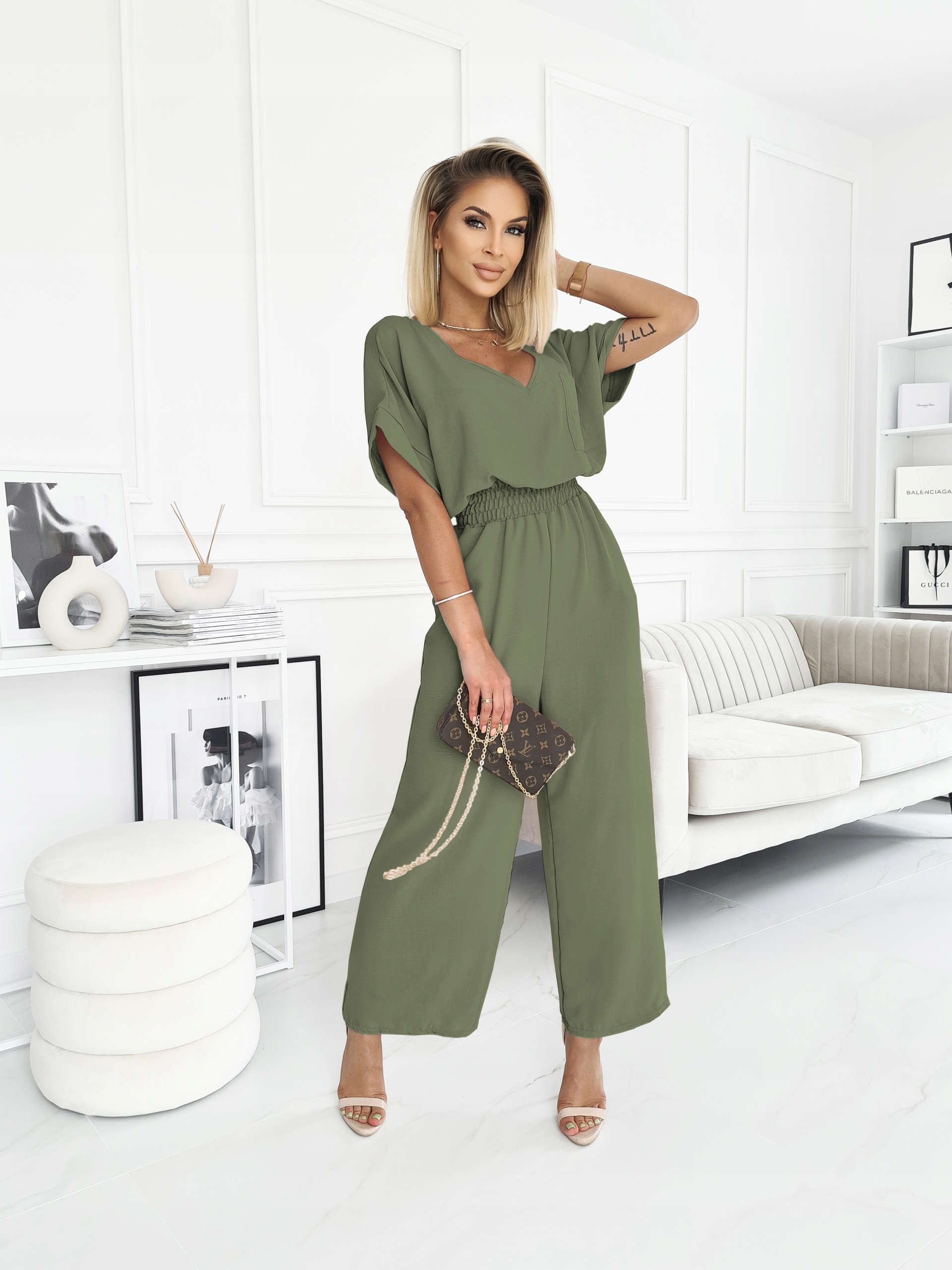 KOBIECY LUŹNY ELEGANCKI KOMBINEZON DEKOLT V SML Wzór dominujący bez wzoru