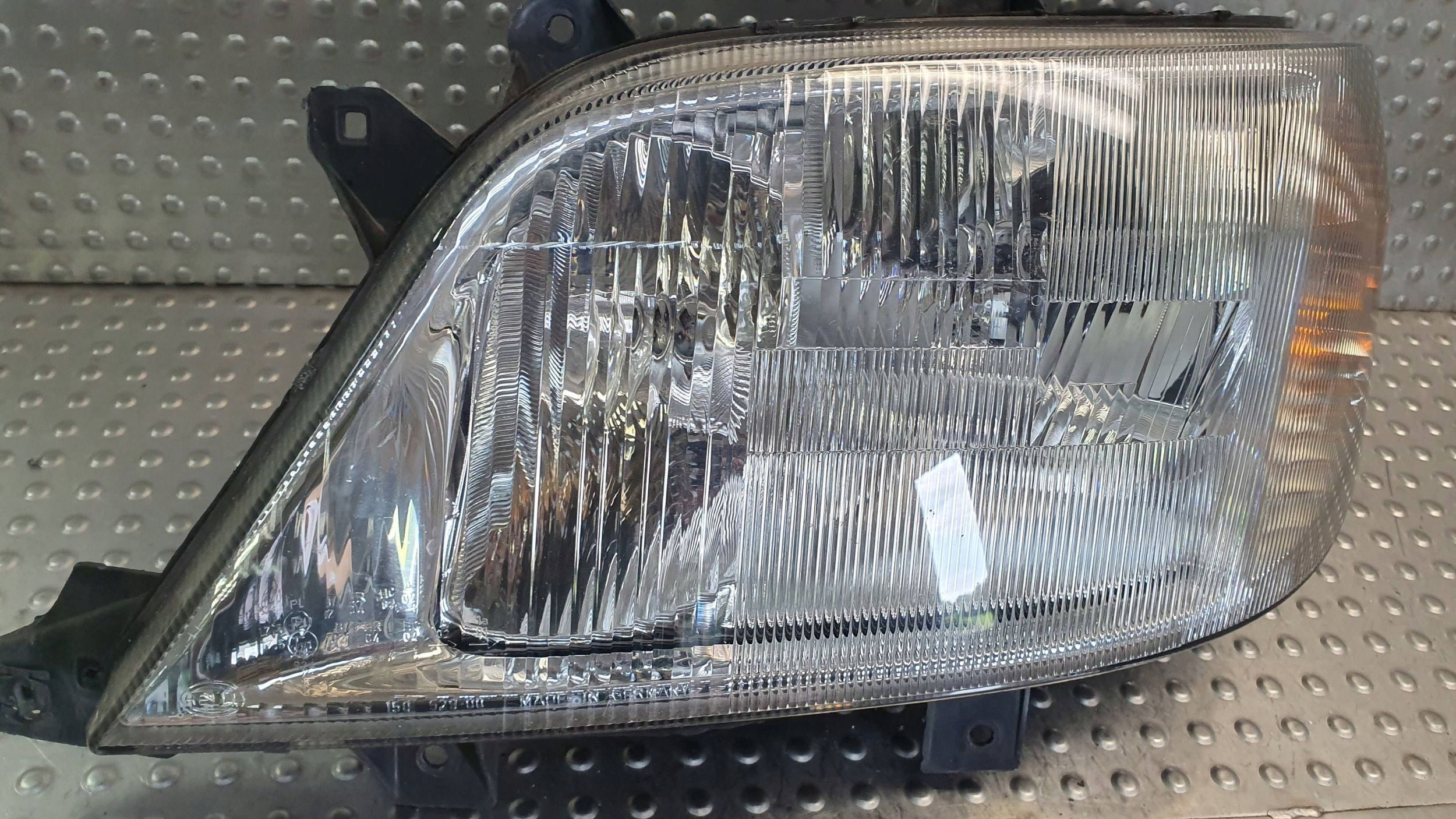 light front left MERCEDES SPRINTER W903 00