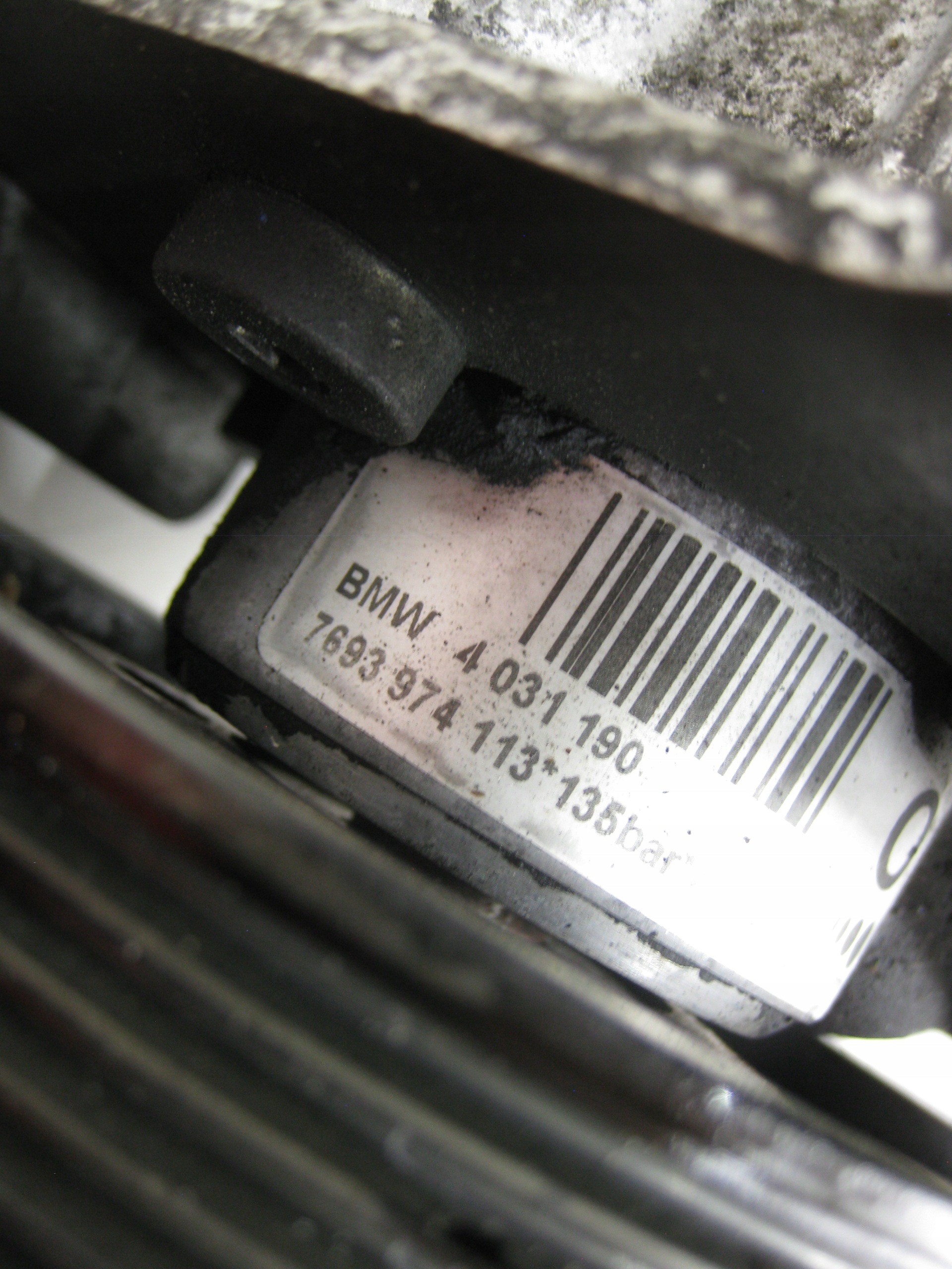 BMW 5 E60 E61 servo čerpadlo 7693974