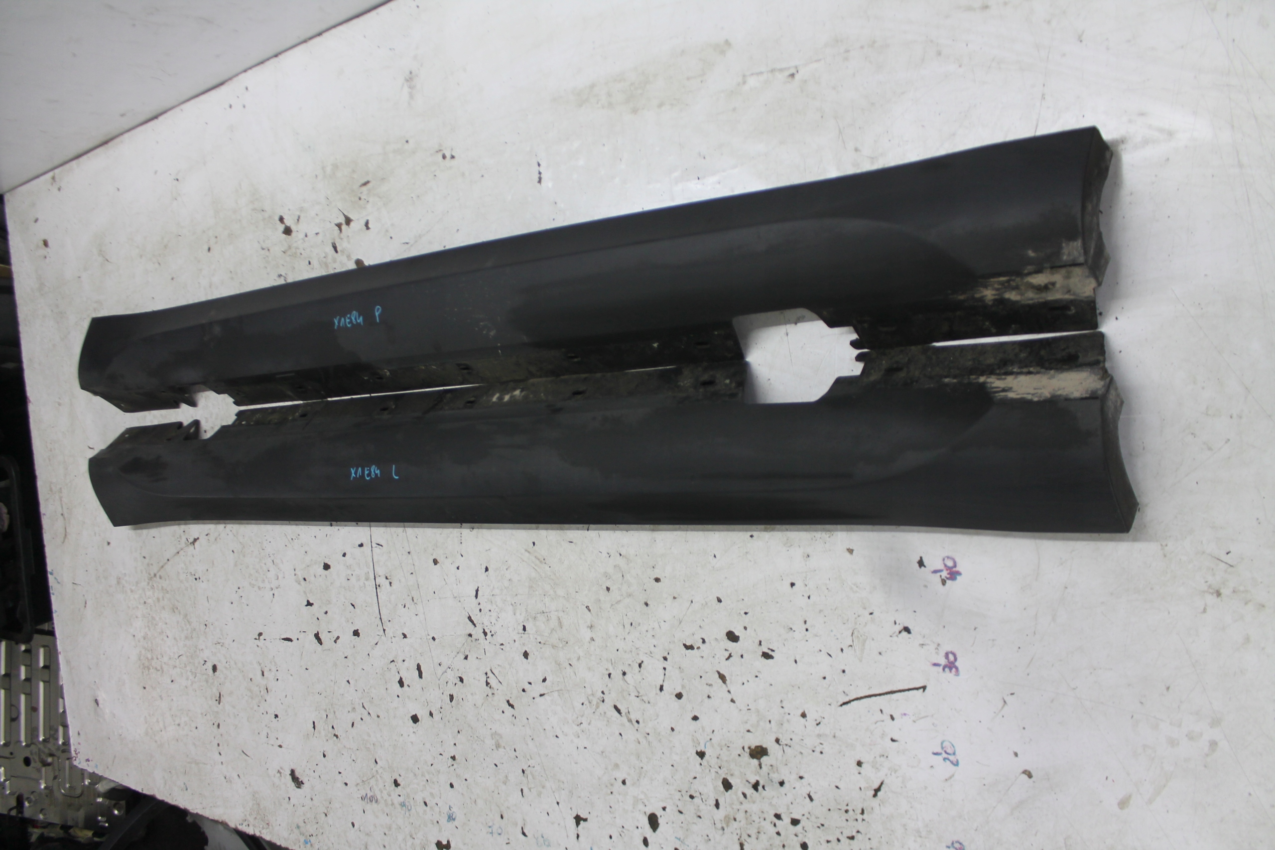 moulding cap threshold left BMW X1 E84 09-12