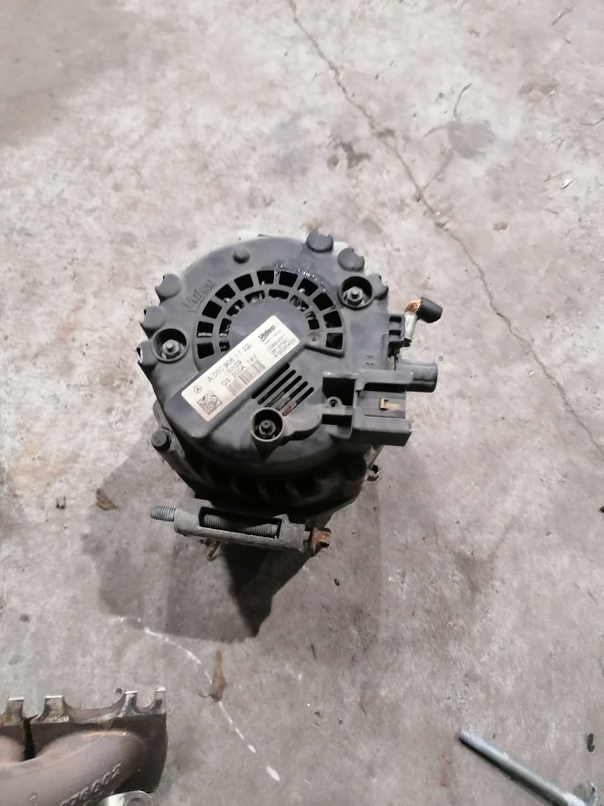 MERCEDES W218 W212 ГЕНЕРАТОР E400 C400 3.0 CGI