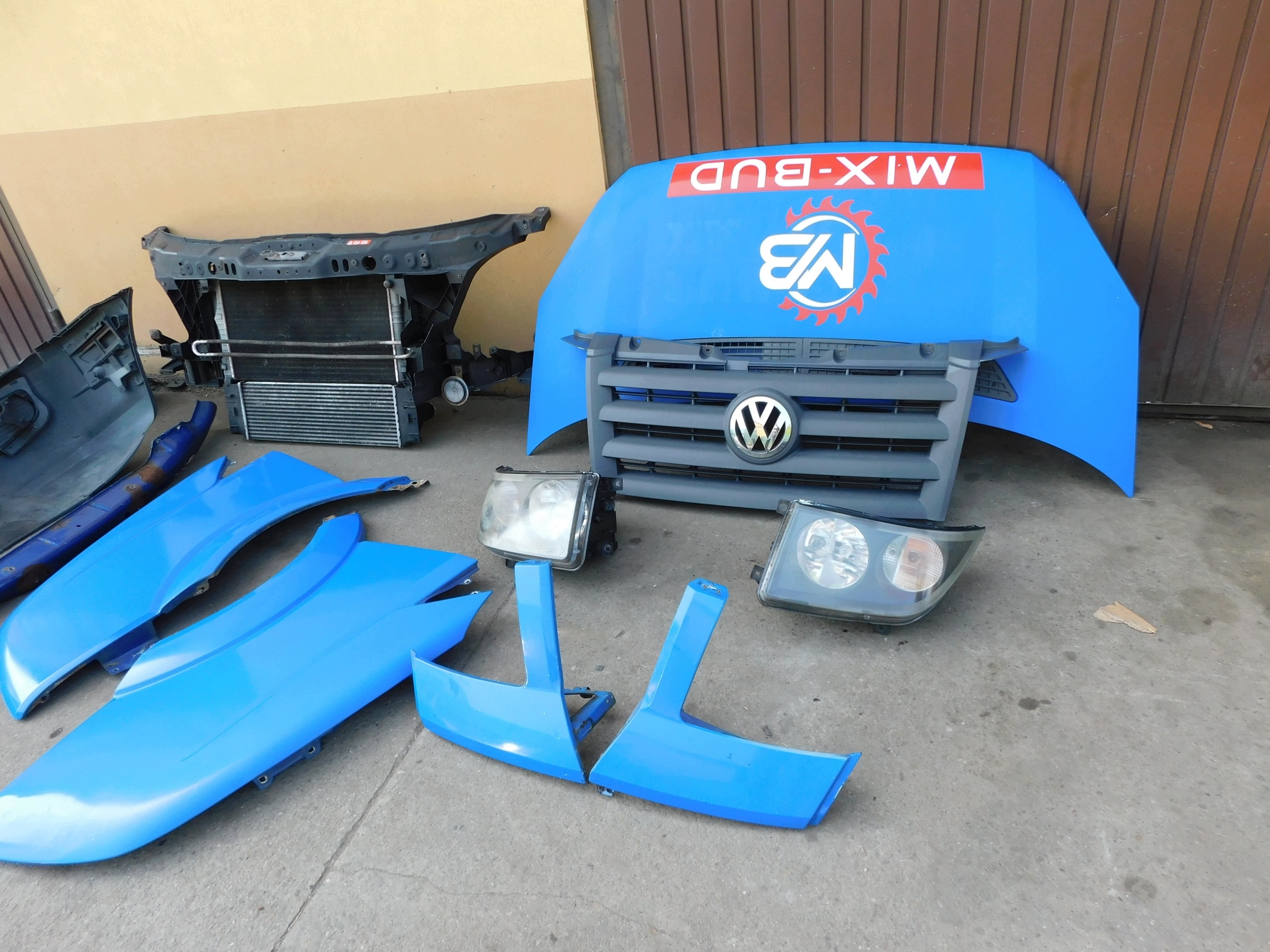 front complete bonnet bumper lights radiator VW Crafter 2.5 TDI original
