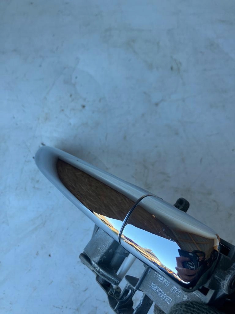 handle door right rear part PEUGEOT 3008 CHROM