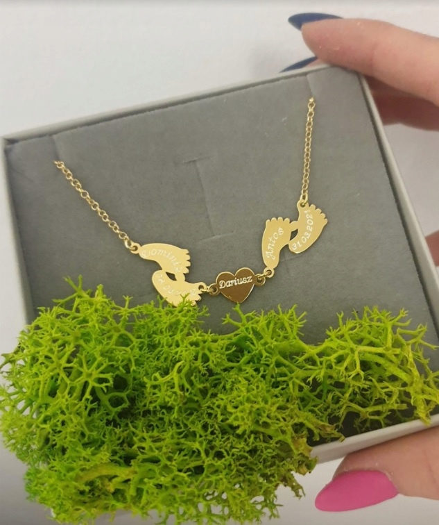 

Złoty naszyjnik ze stópkami 4 stópki Grawer 925 40