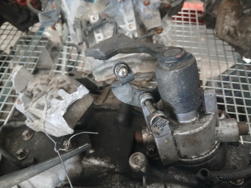 getriebe OPEL CORSA D 1.3CDTI M20 für CZESCI