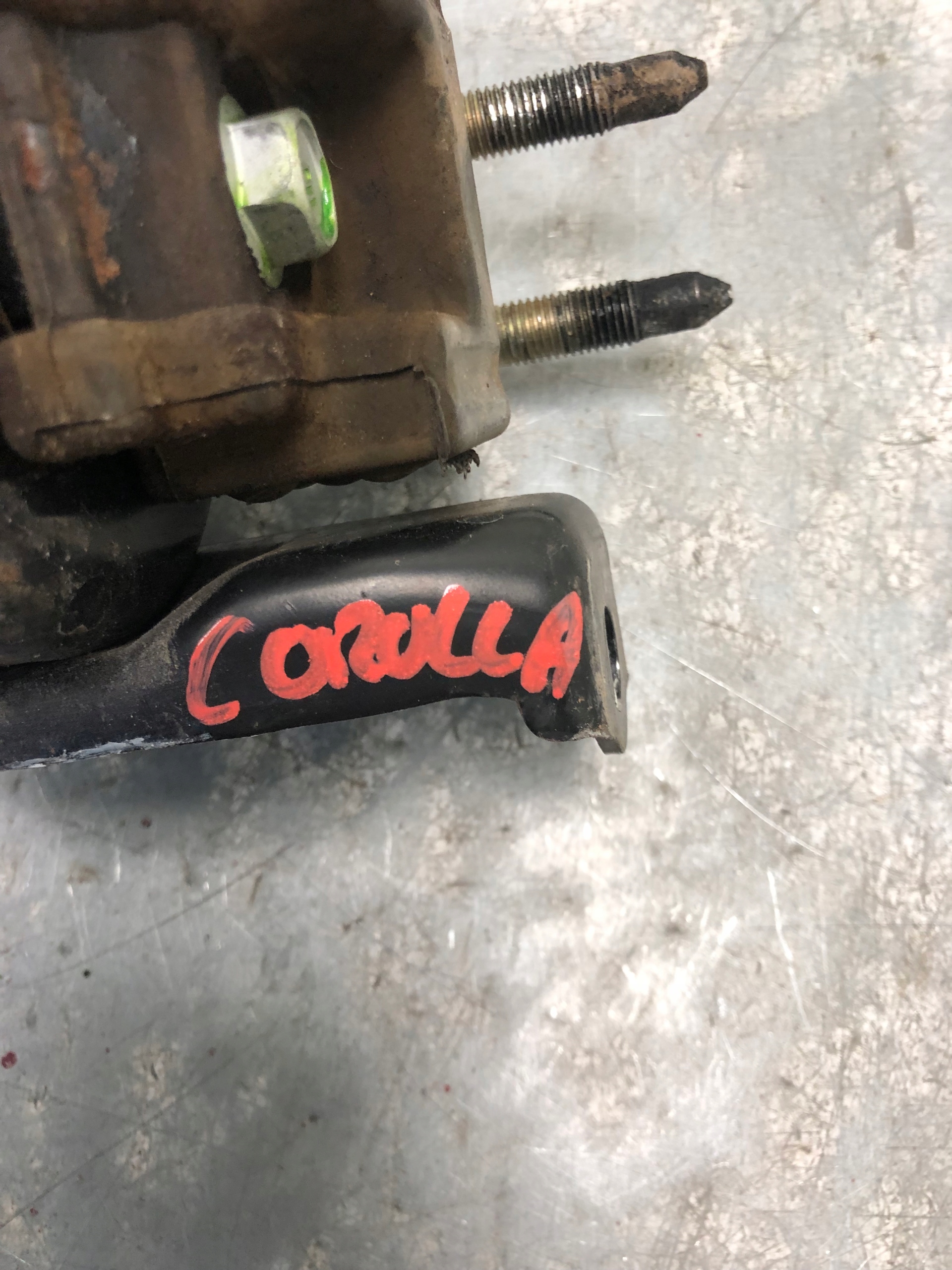 holder engine mount TOYOTA COROLLA