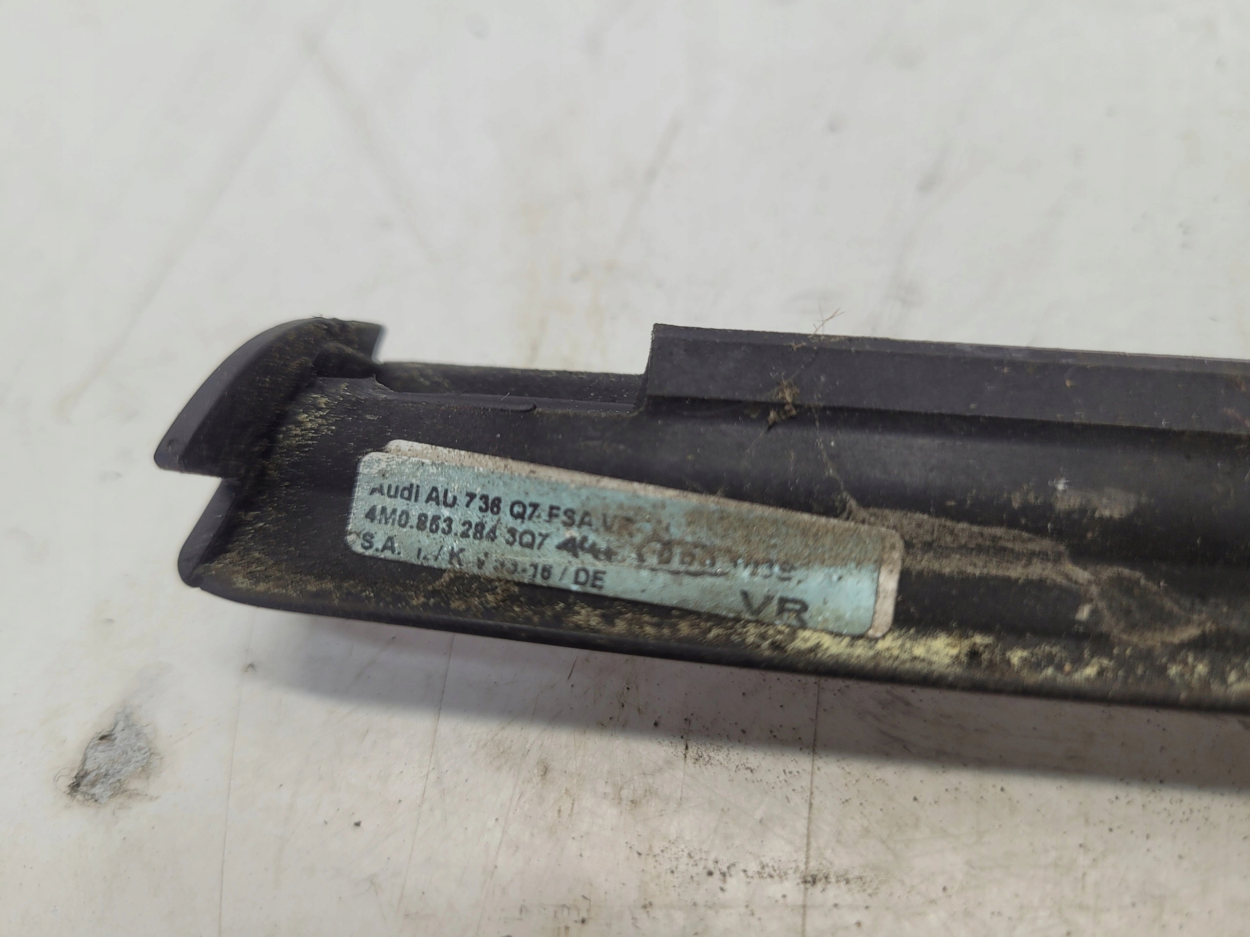 moulding CHROM door right front AUDI Q7 4M 4M0853284 3Q7