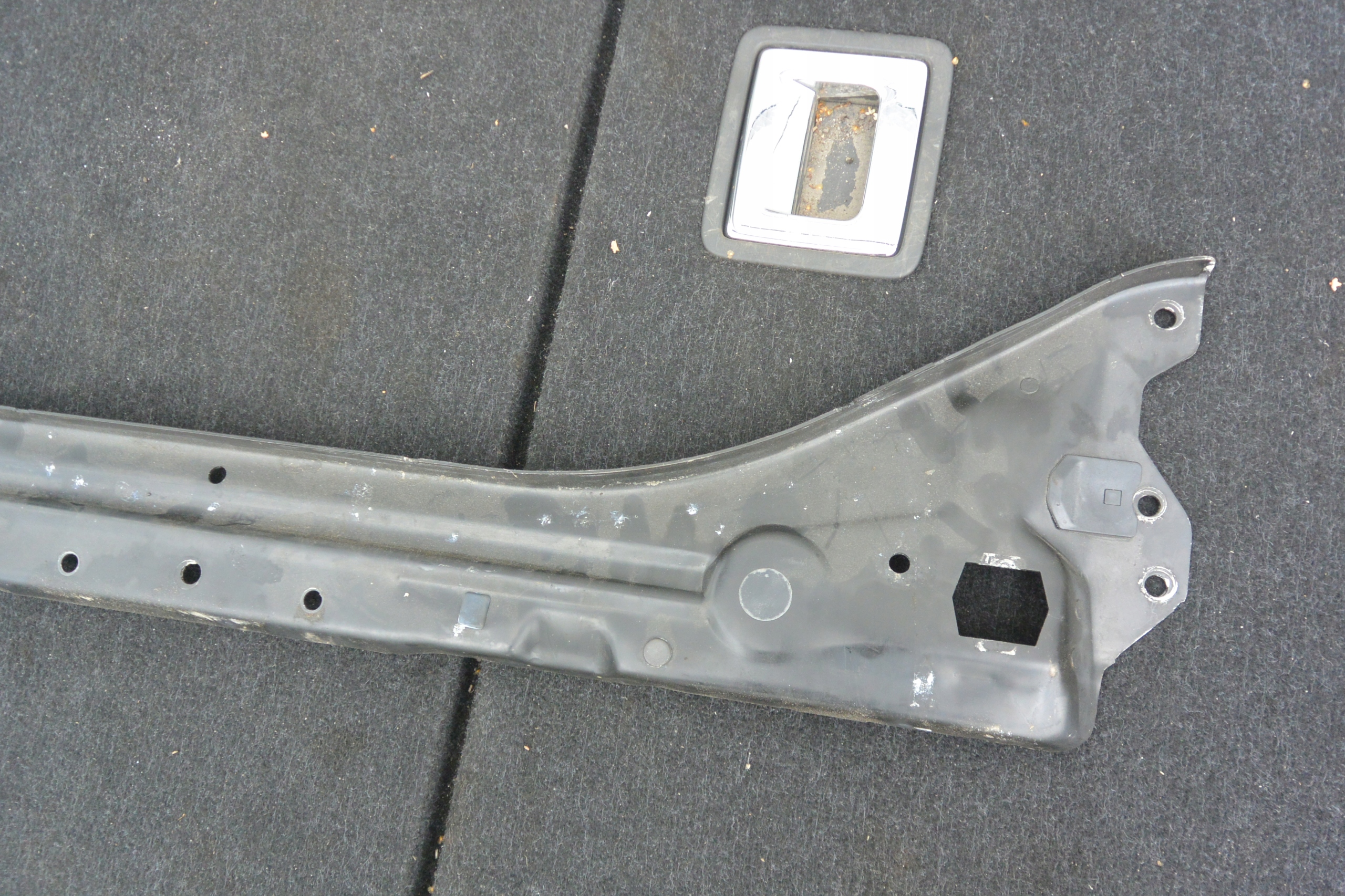 support panel for radiators GORA the centre KPL MERCEDES E-KLASA W211 LIFT